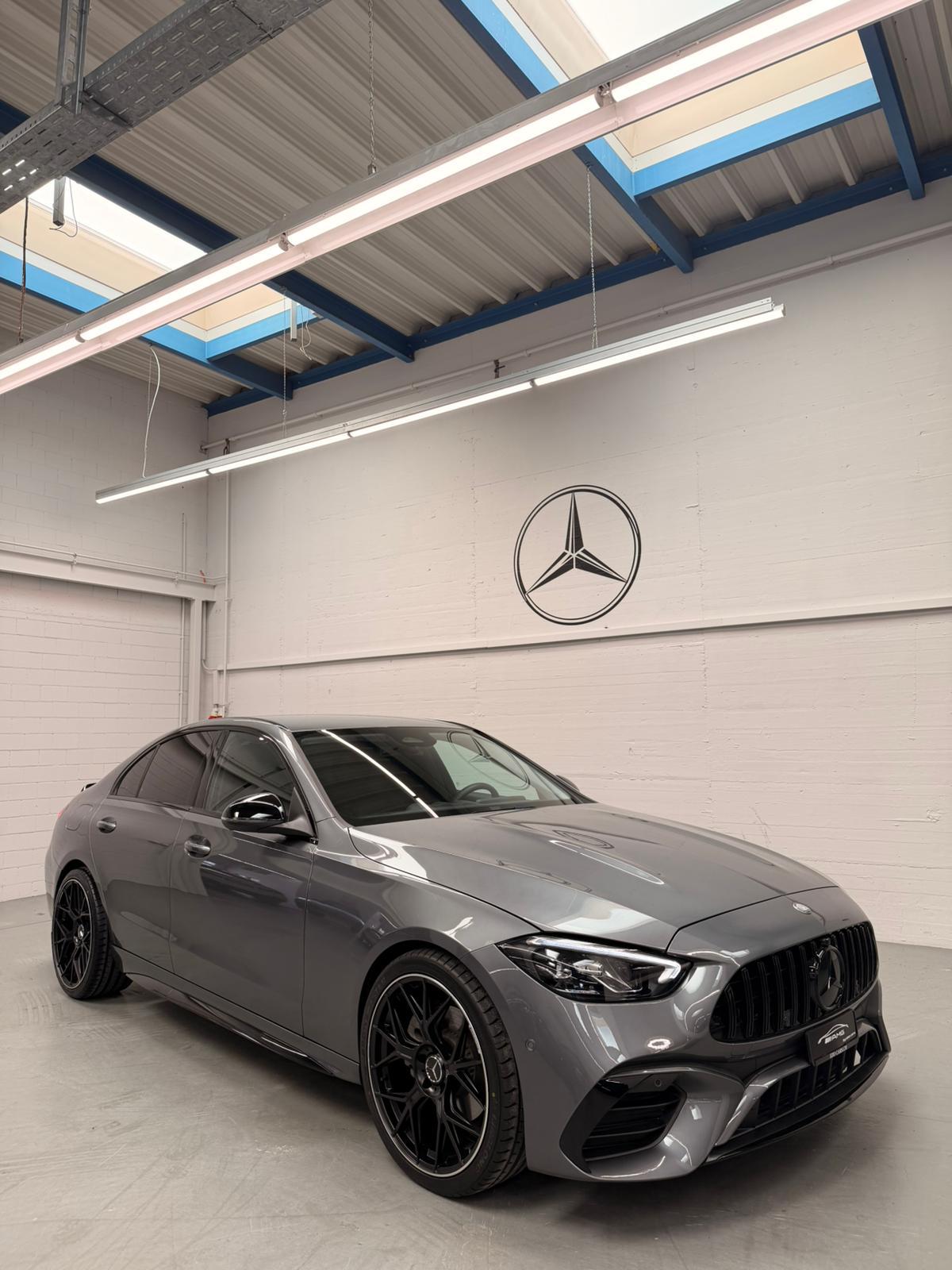 MERCEDES-BENZ C 300 4Matic AMG (C63 AMG Bodykit) Limited Grey Performance Garantie & Gratisservice-showroom-element-3