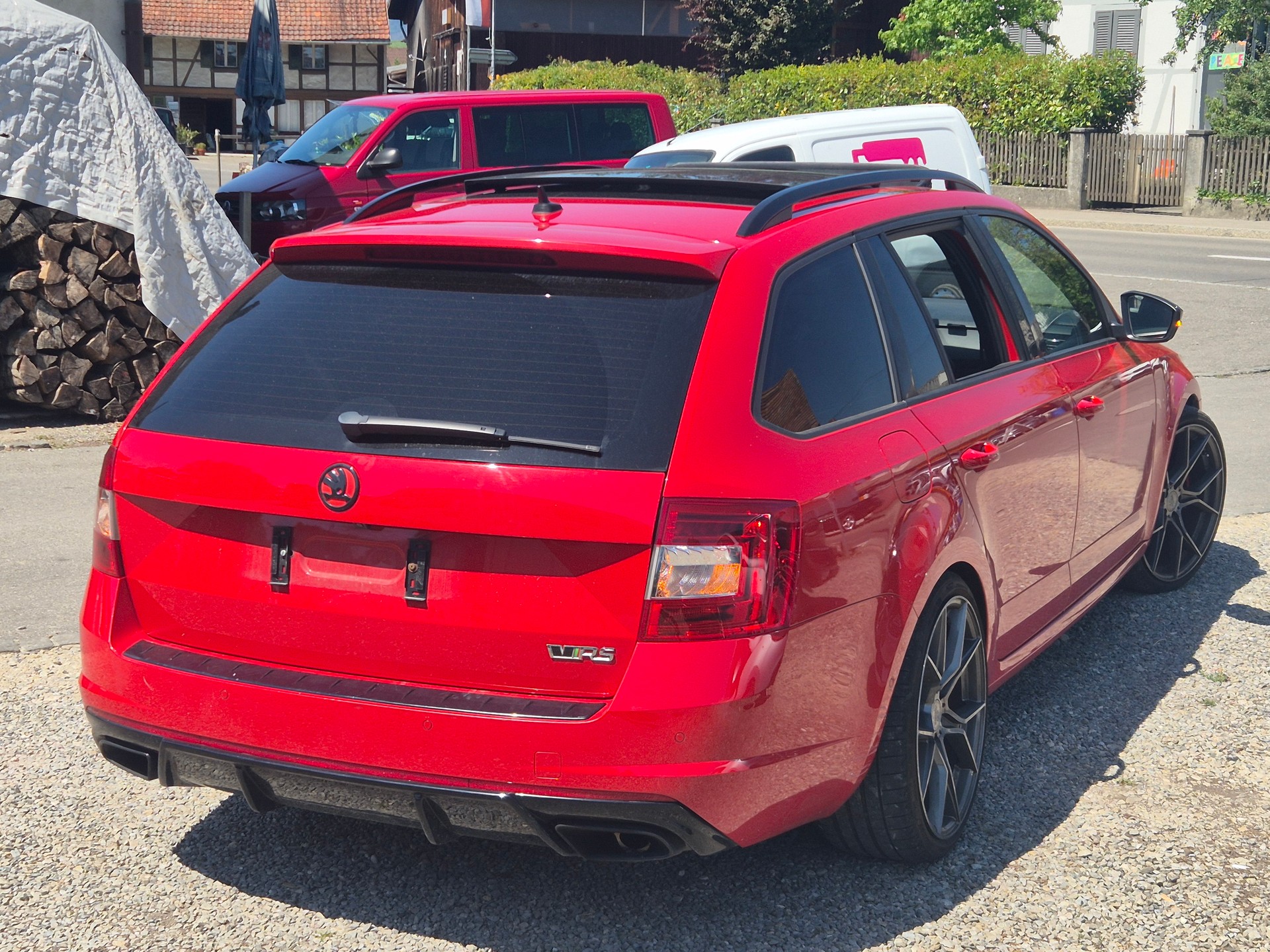 SKODA Octavia Combi RS 230PS Automat Top Ausstattung-image-4