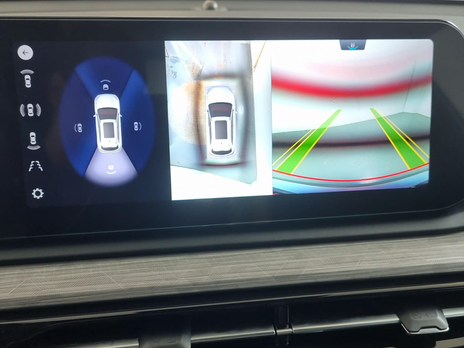 JAC JS6 PHEV-image-15
