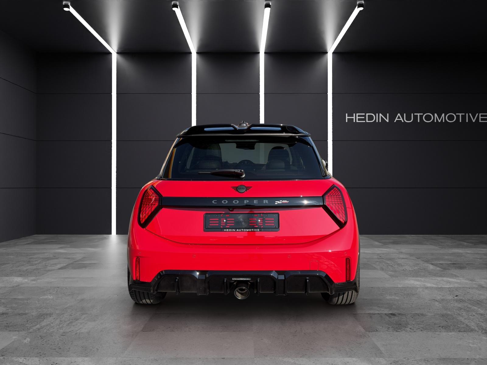 MINI F66 2.0i John Cooper Works-image-8