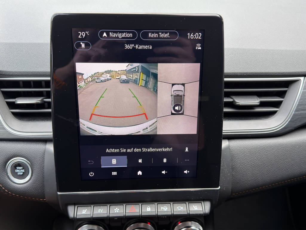 RENAULT Captur E-Tech Plug-in Hybrid Initiale Paris-image-9