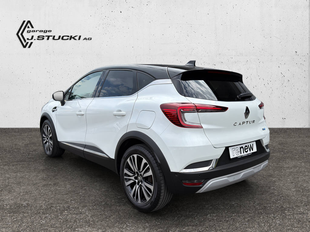 RENAULT Captur E-Tech Plug-in Hybrid Initiale Paris-image-2