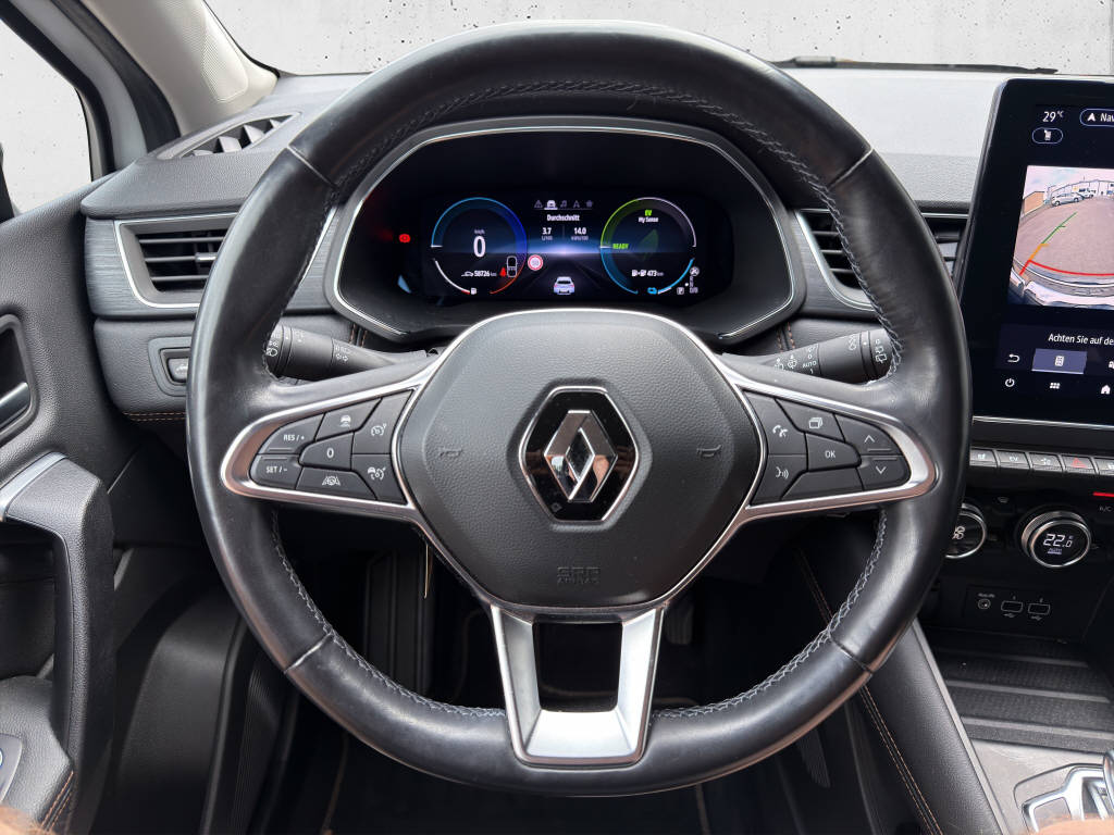 RENAULT Captur E-Tech Plug-in Hybrid Initiale Paris-image-8