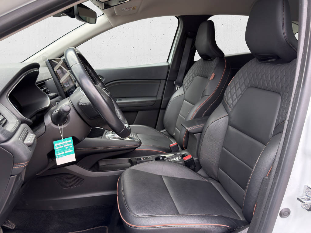 RENAULT Captur E-Tech Plug-in Hybrid Initiale Paris-image-11