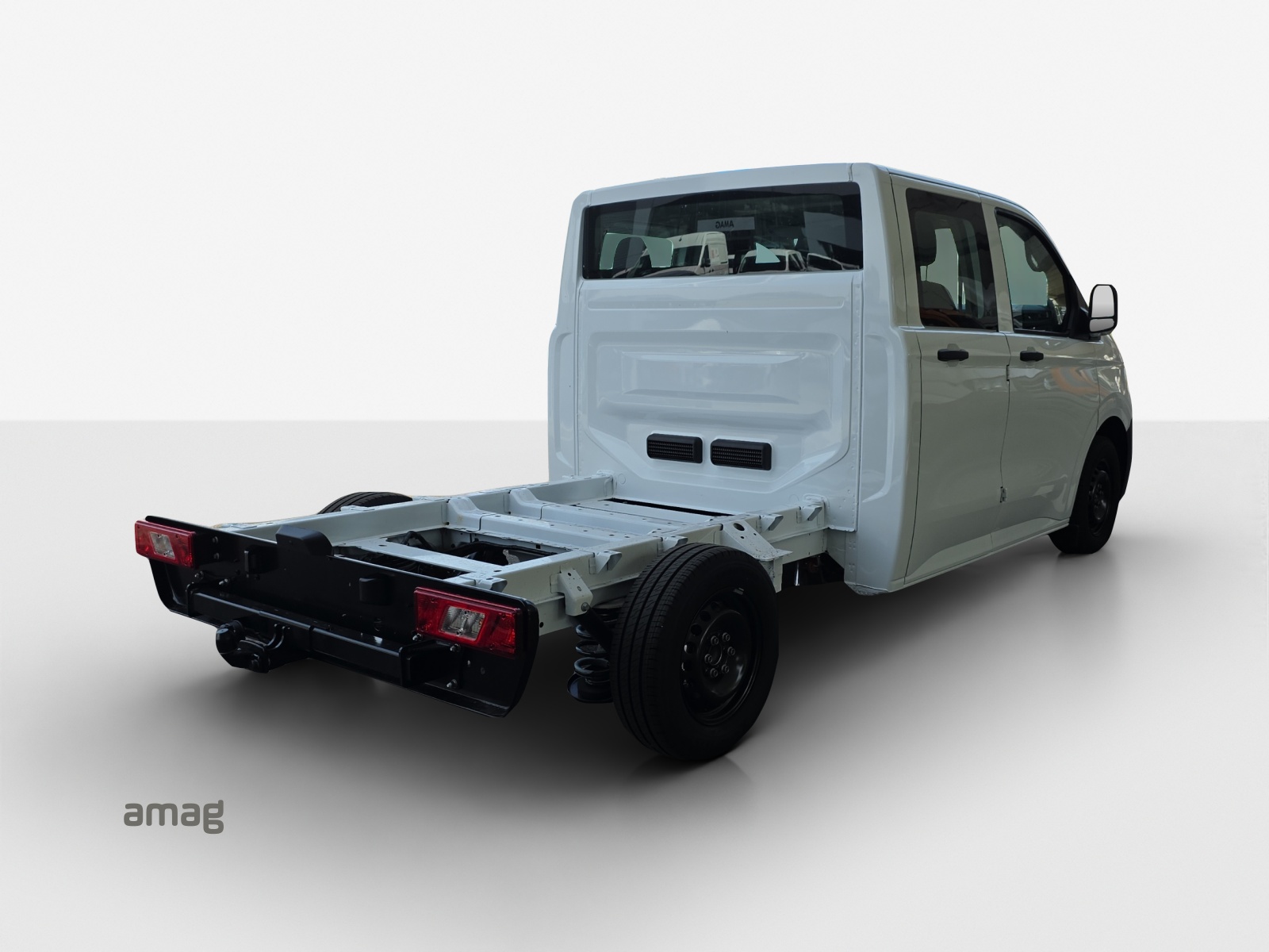 VW Transporter 2.0 TDI Automat-image-4