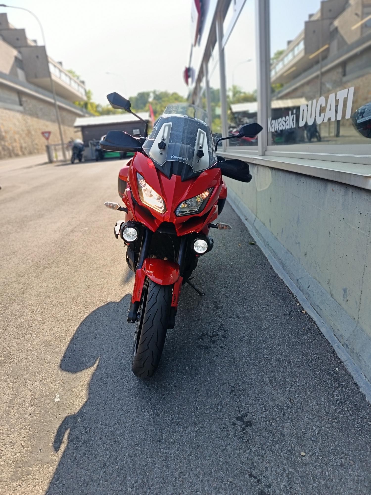 KAWASAKI Versys 1000 ABS Grand Tourer-showroom-element-1