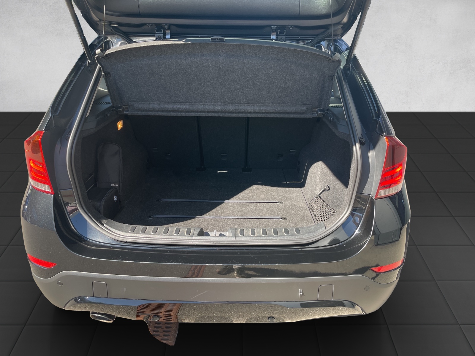 BMW X1 xDrive 25d Sport Line Steptronic-image-9