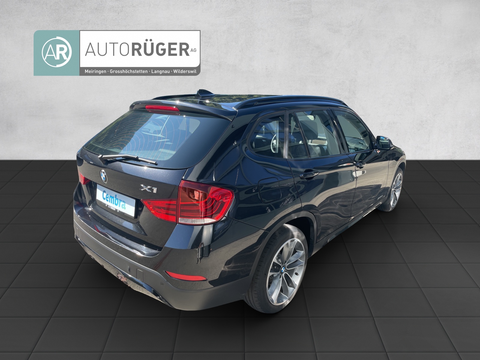 BMW X1 xDrive 25d Sport Line Steptronic-image-3