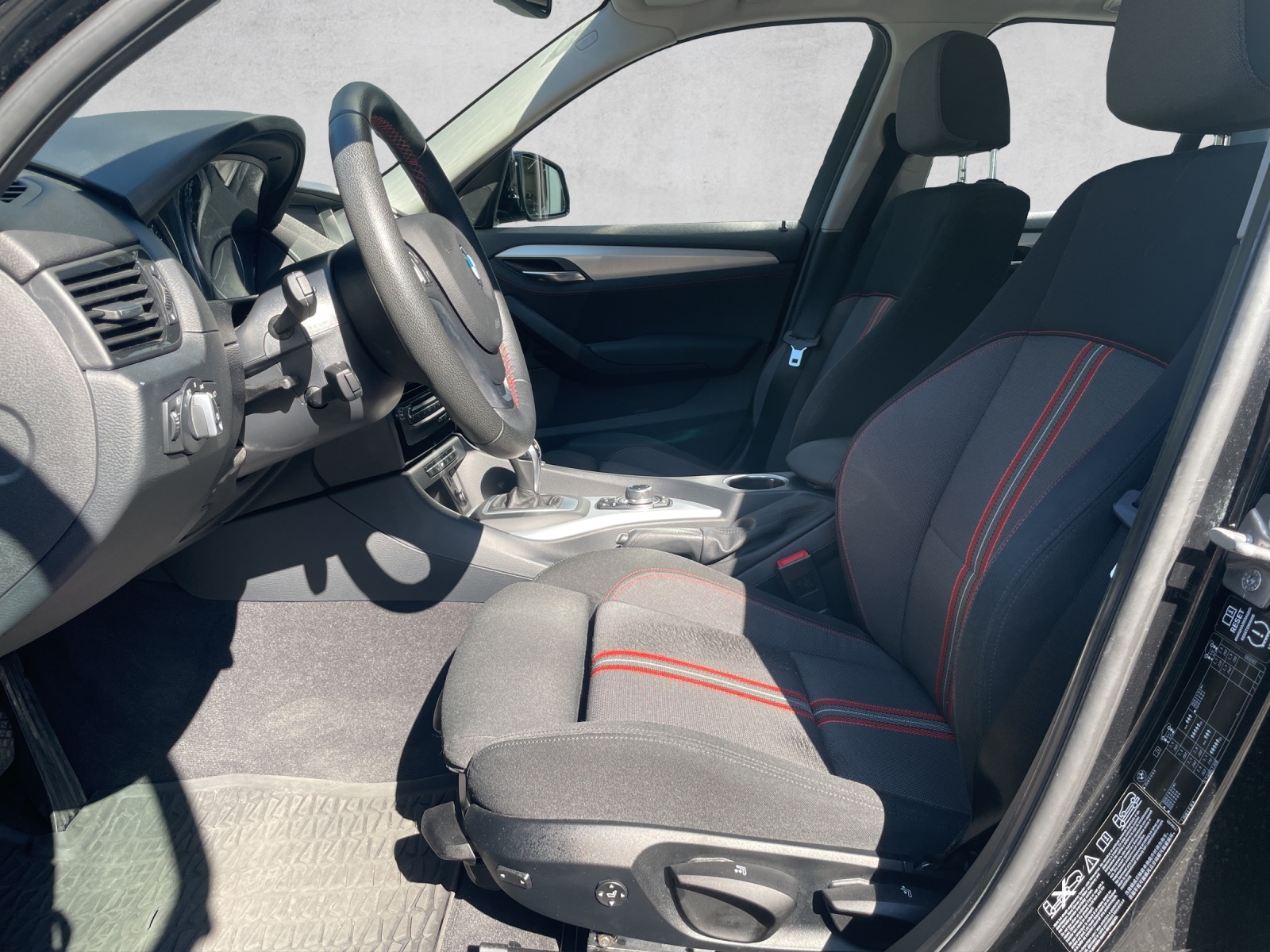 BMW X1 xDrive 25d Sport Line Steptronic-image-4