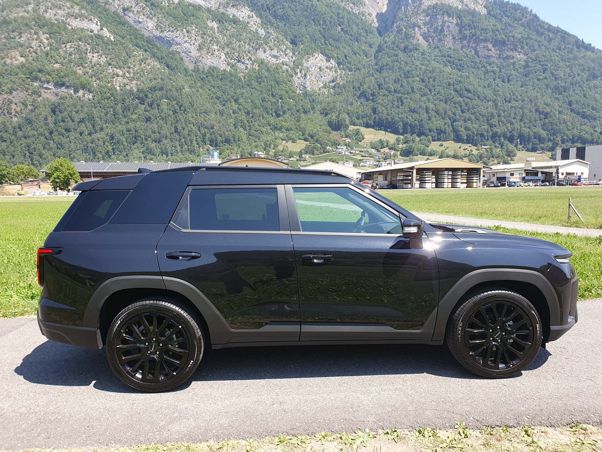 KGM-SsangYong Torres 1.5 T-Gdi Black Edition 4WD-image-7