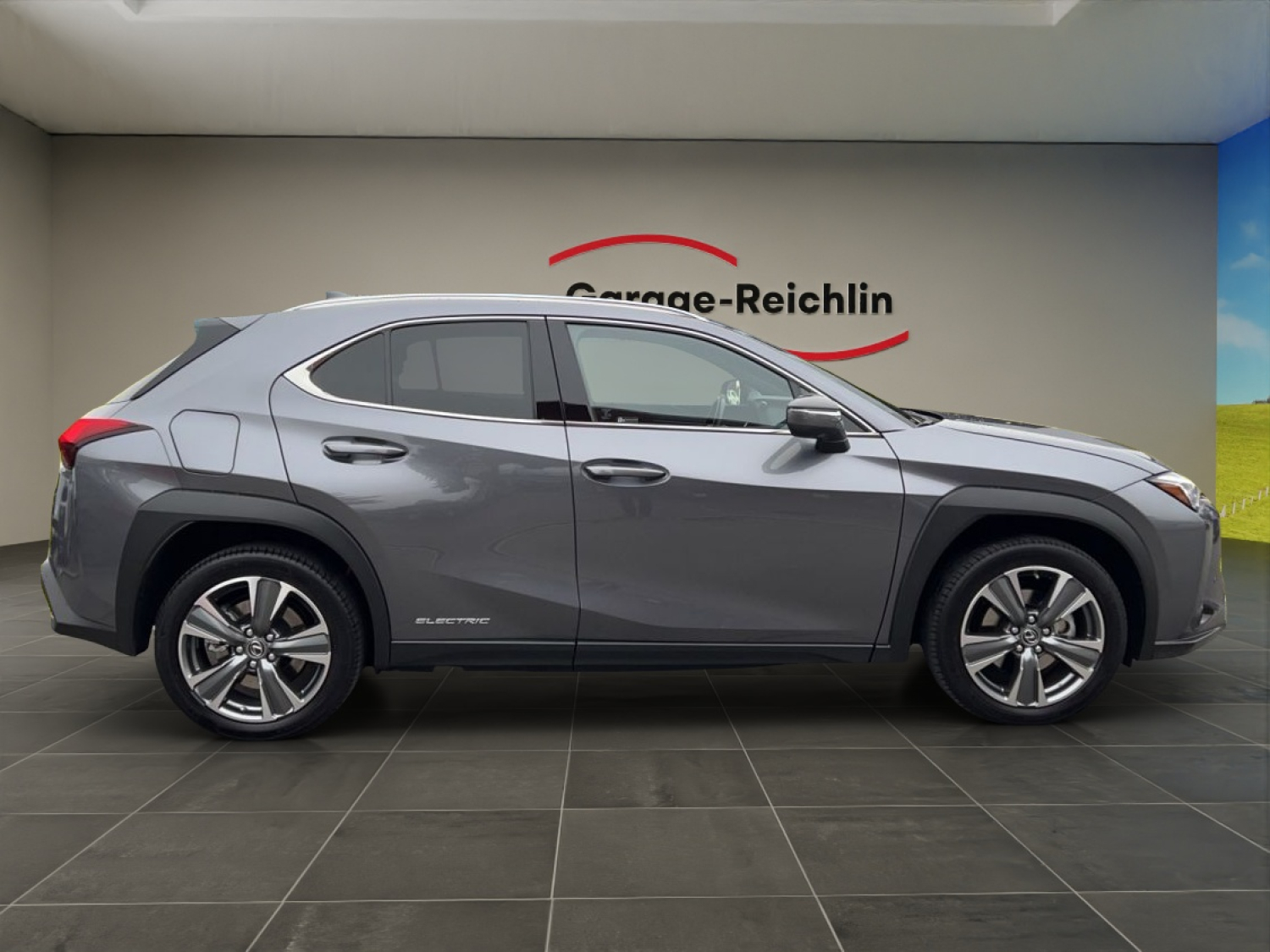 LEXUS UX 300e Excellence-image-5