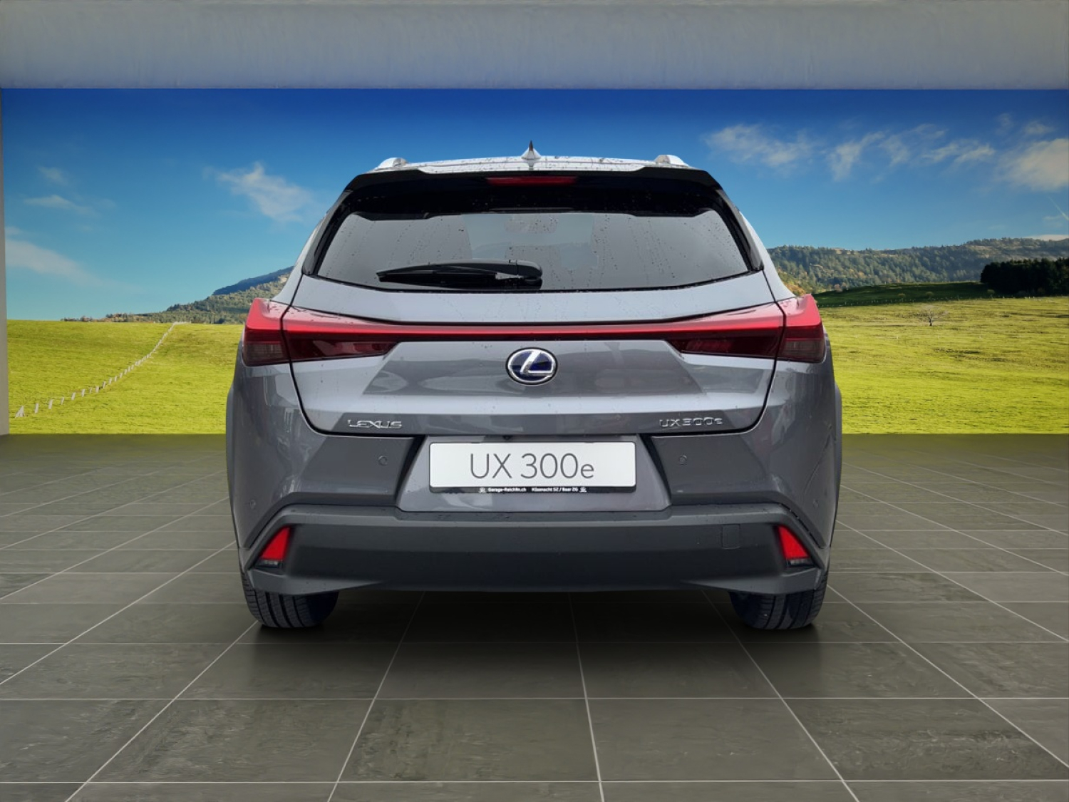 LEXUS UX 300e Excellence-image-3