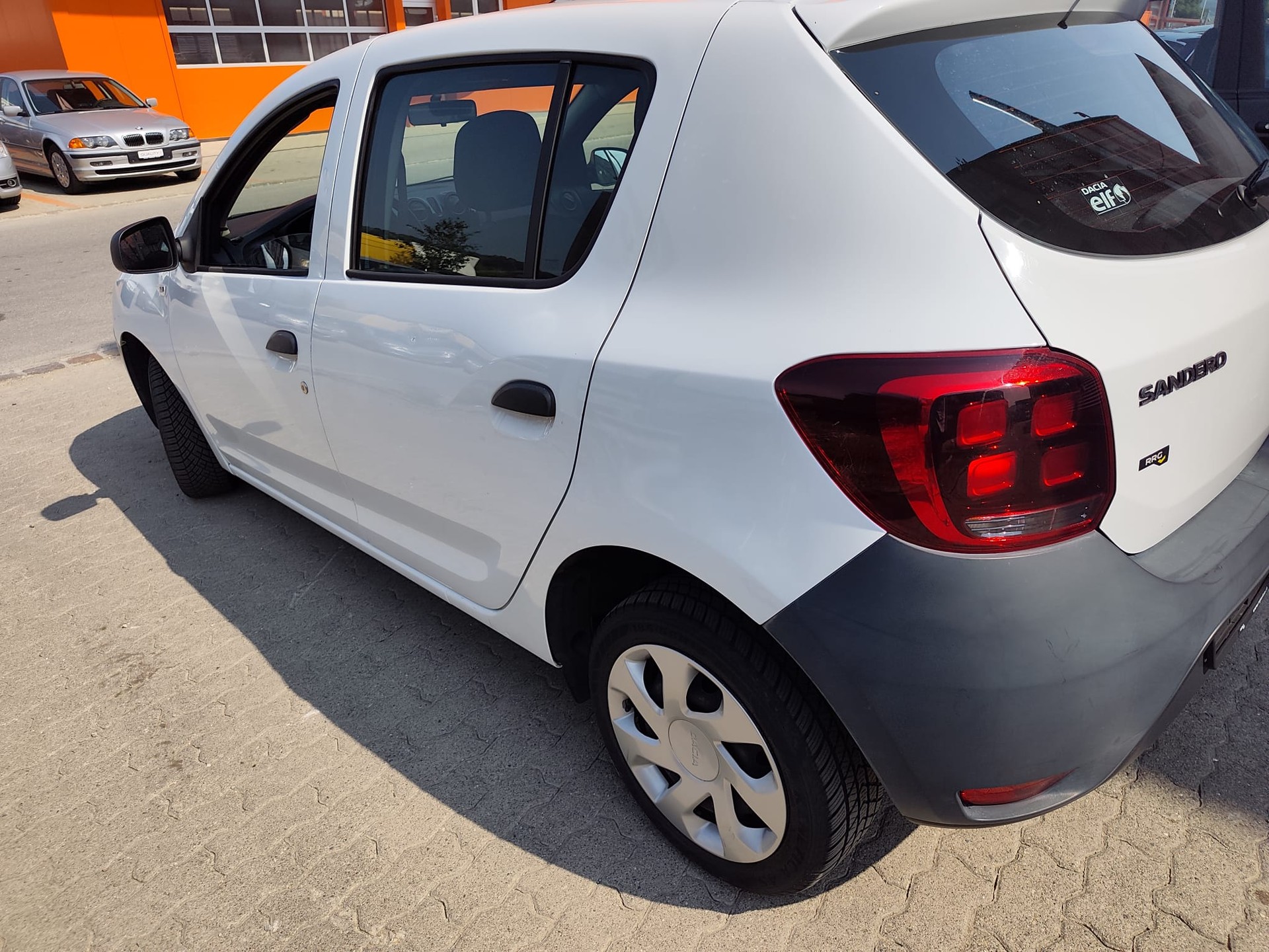 DACIA Sandero 1.0 Comfort-image-3