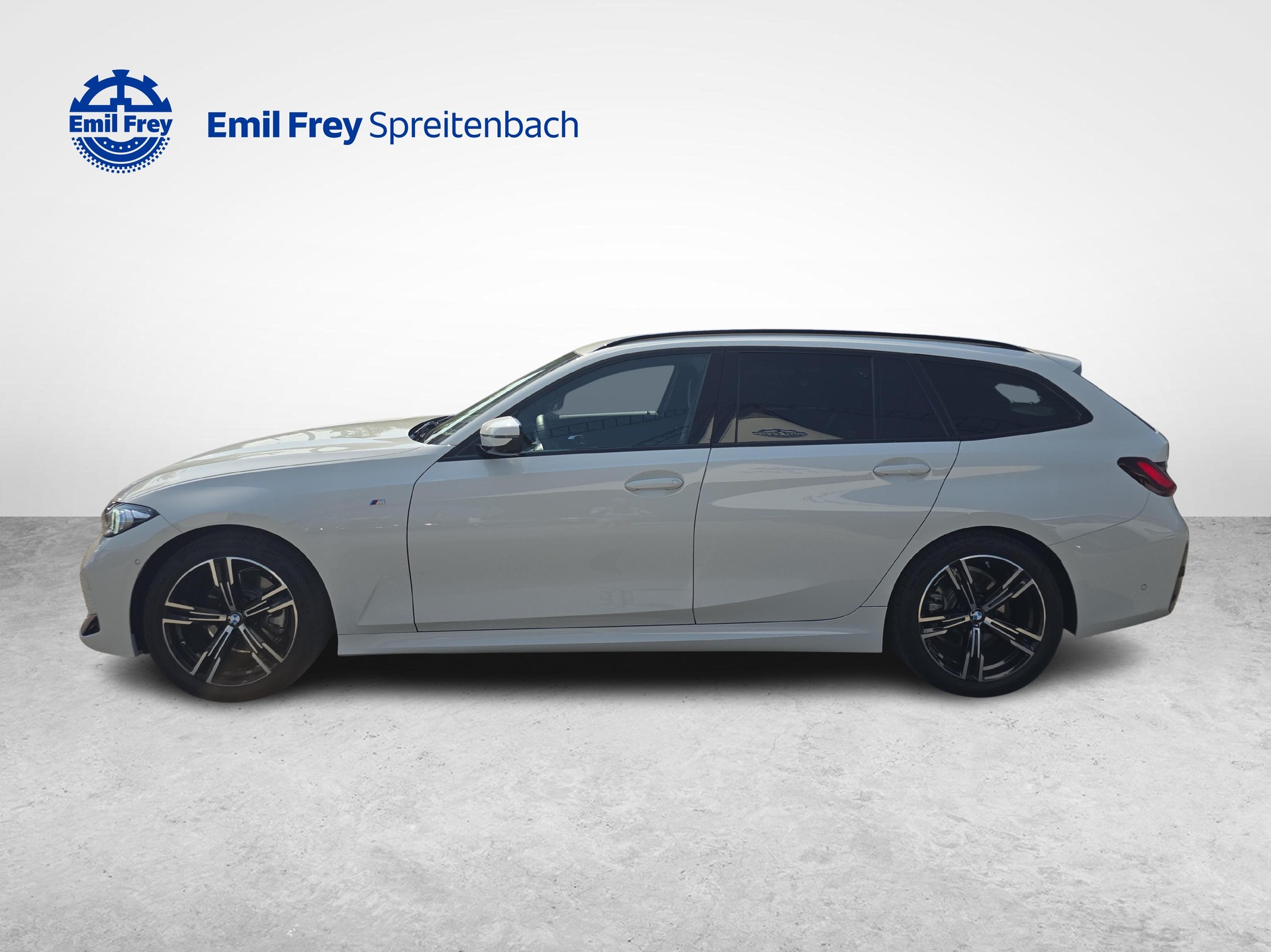 BMW 320d xDrive Touring-image-1