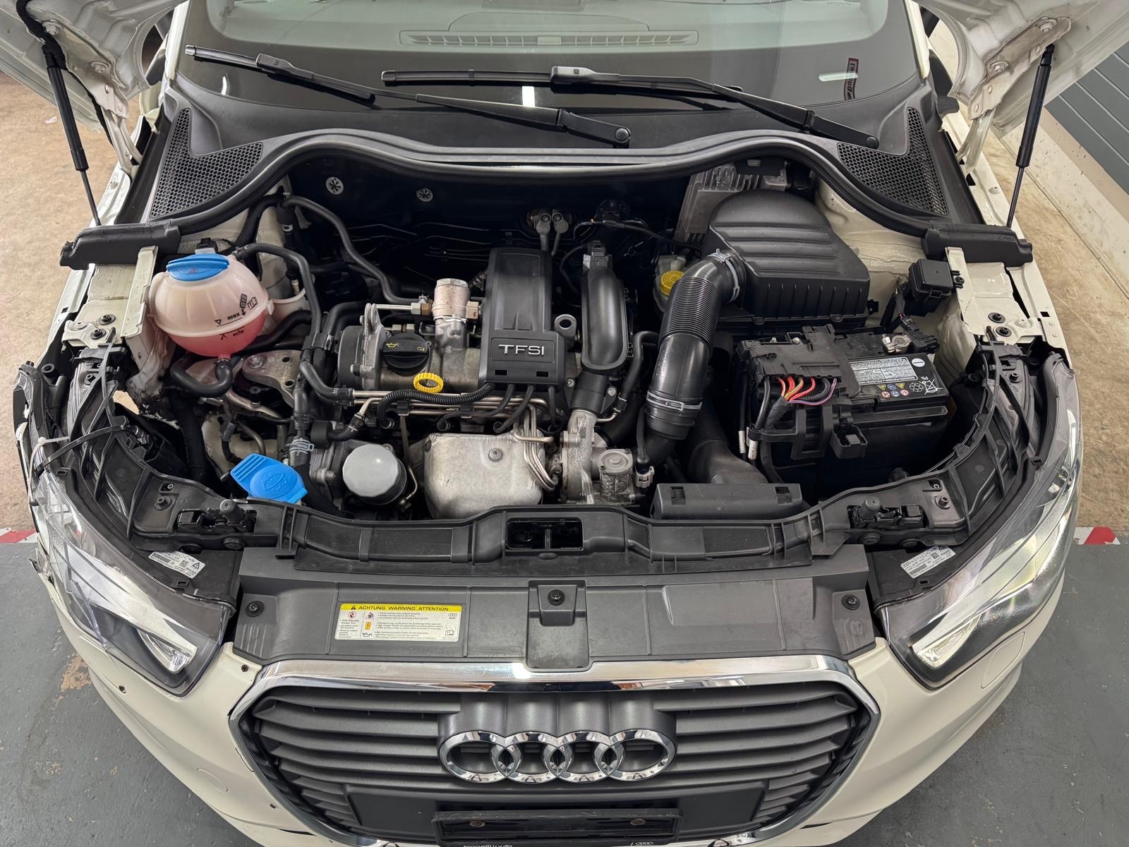 AUDI A1 Sportback 1.2 TFSI Attraction-image-6