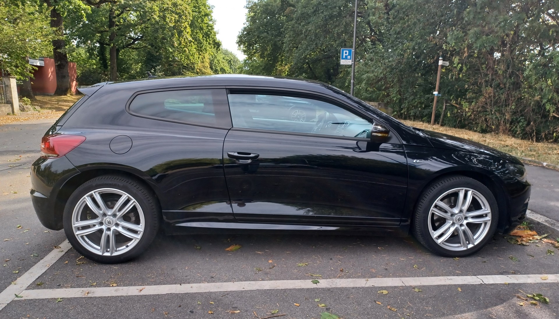 VW 1.4 TSI 160 R-Line-image-4