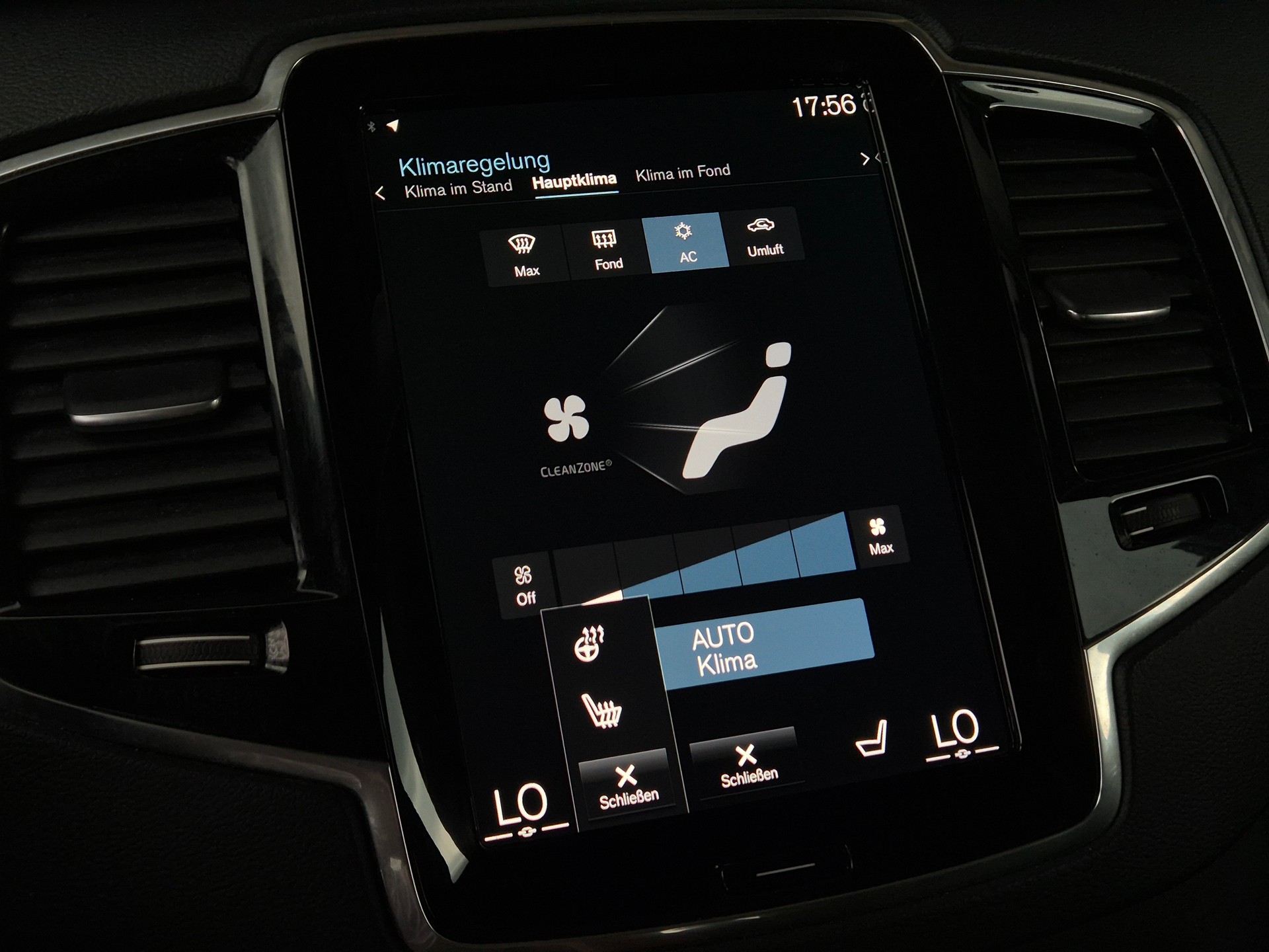 VOLVO XC90 T8 eAWD PluginHybrid Inscription Geartronic-image-22