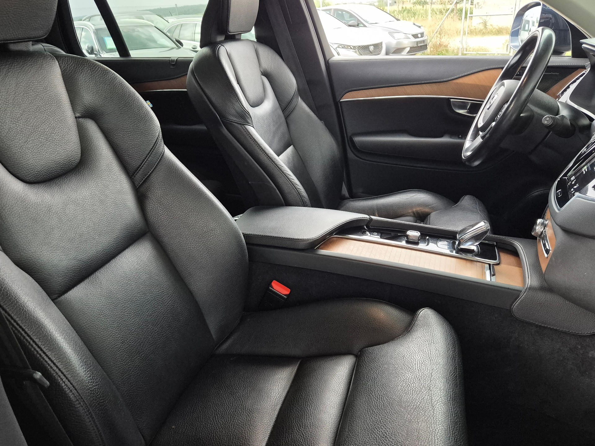 VOLVO XC90 T8 eAWD PluginHybrid Inscription Geartronic-image-13