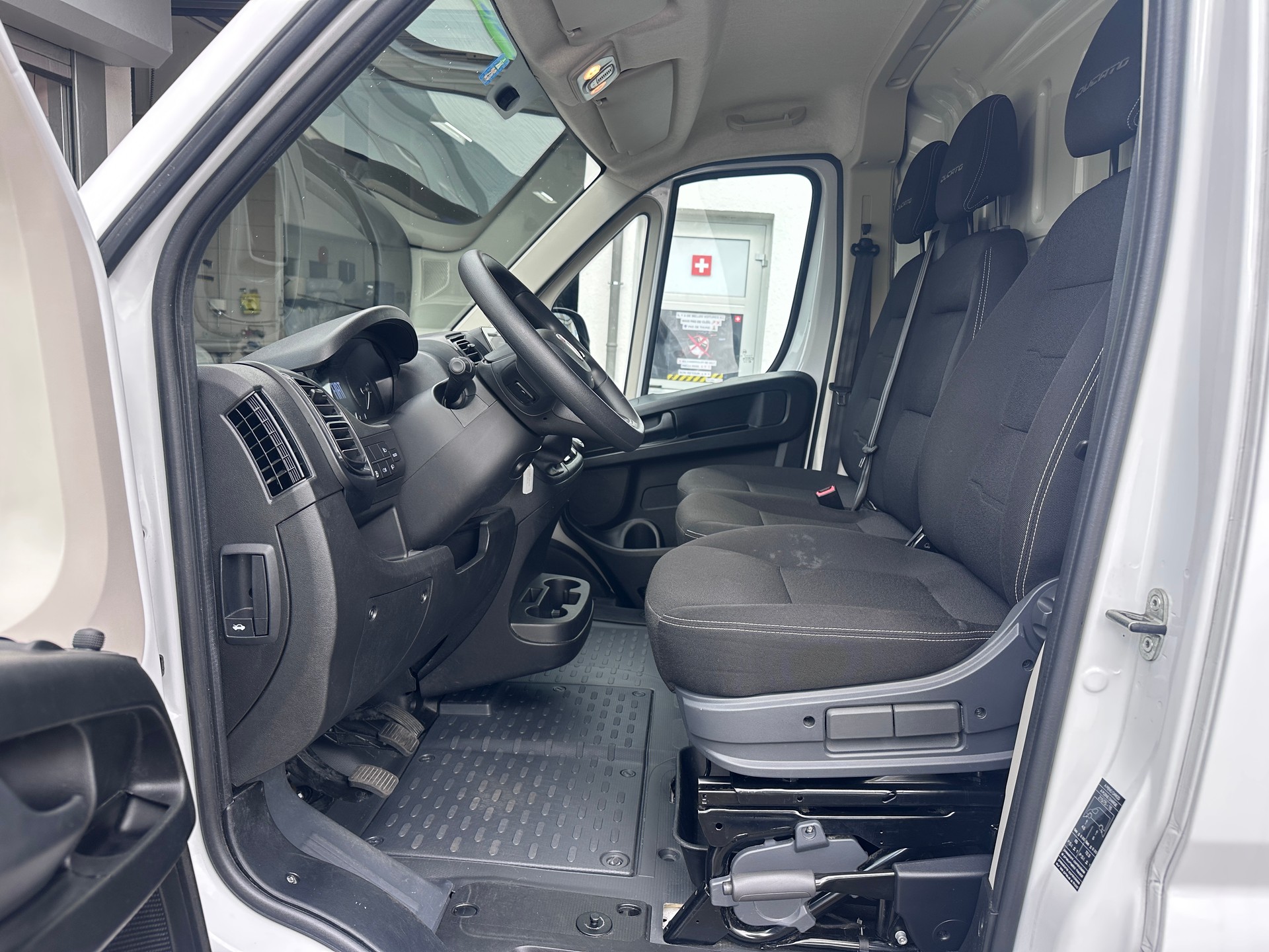 FIAT Ducato 35 2.3 MJ-image-9