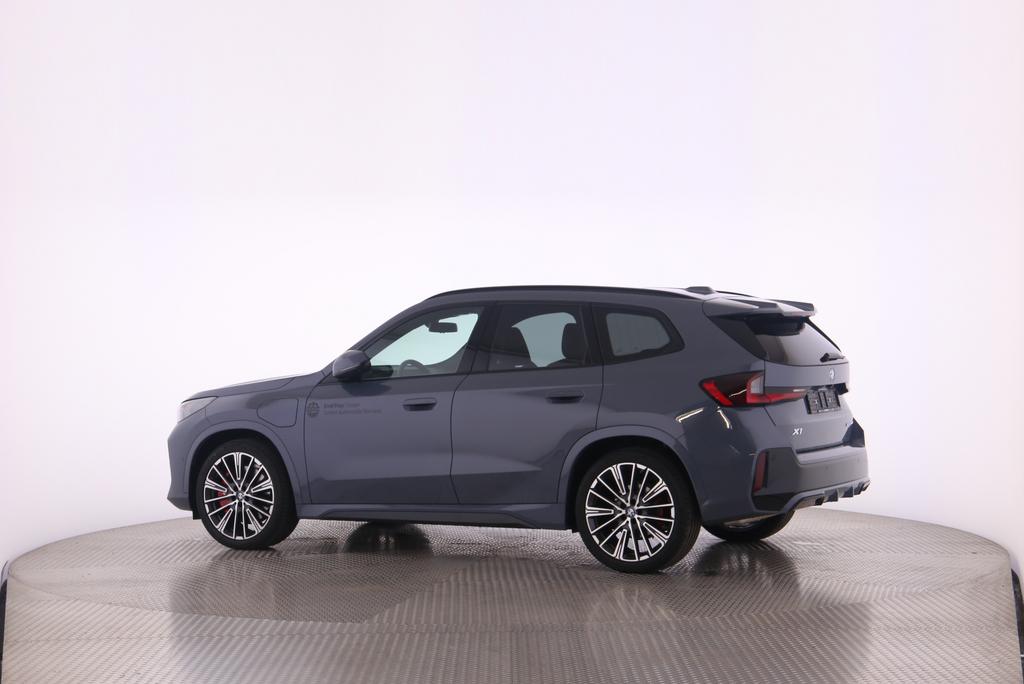 BMW X1 30e xDrive-image-3