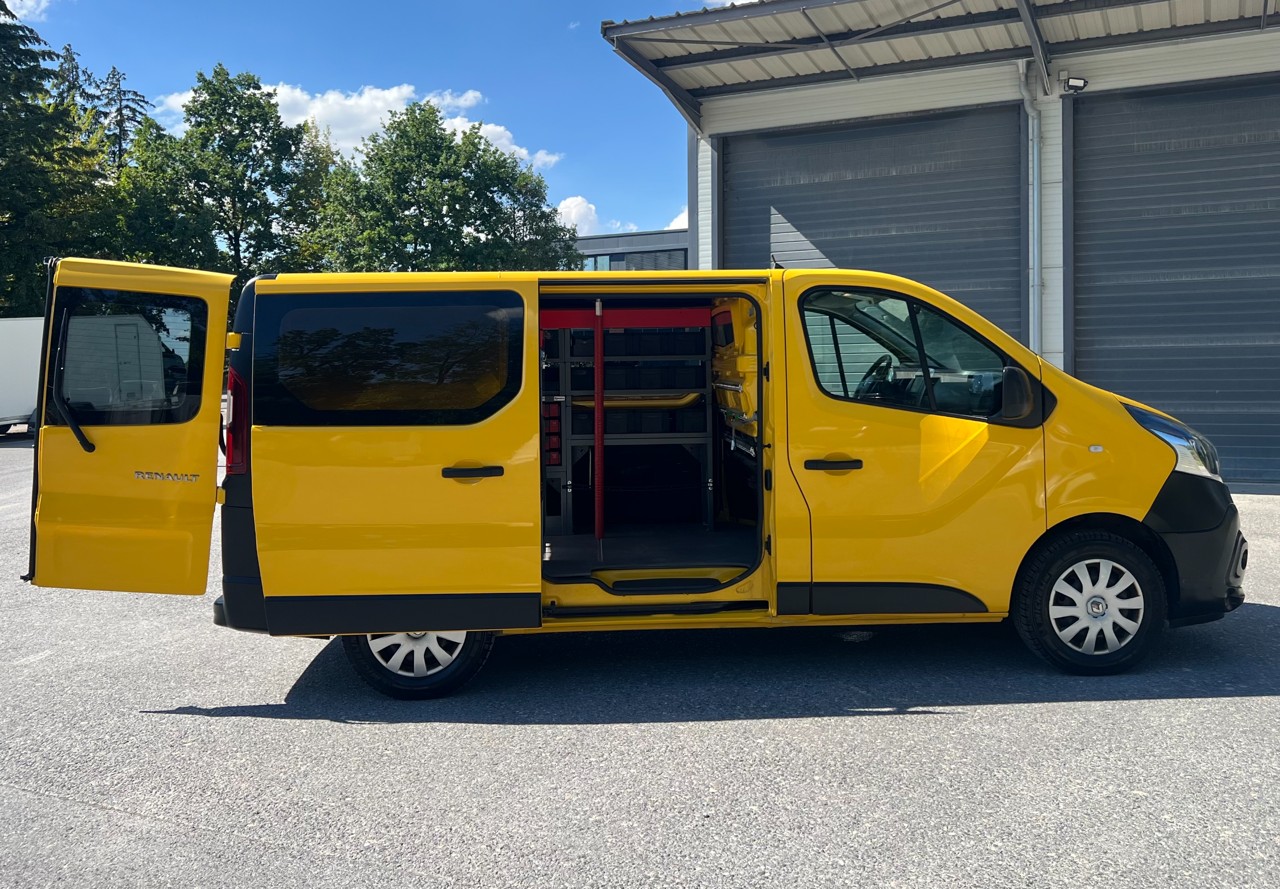 RENAULT Trafic 1.6 ENERGY TwinT. dCi145 2.9t Business L1H1-image-4