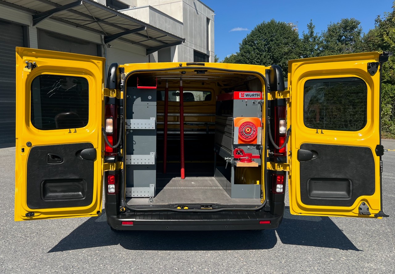 RENAULT Trafic 1.6 ENERGY TwinT. dCi145 2.9t Business L1H1-image-3