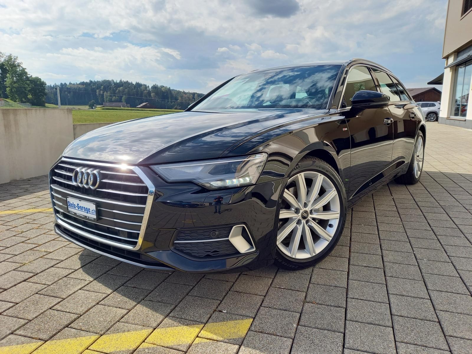 AUDI A6 Avant 40 TDI Sport quattro S-Line S-tronic-image-0