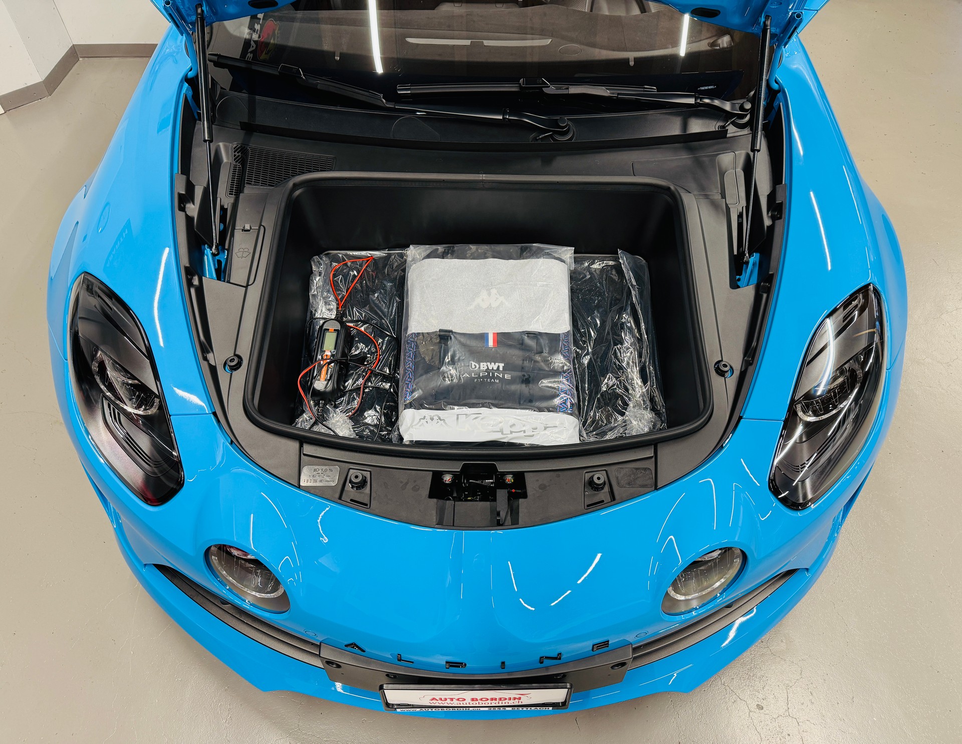 ALPINE A110 San Remo 73 Limited Edition Nr. 113 / 200 mit rotem Carbondach / Leasingaktion nur 0.9%-image-13