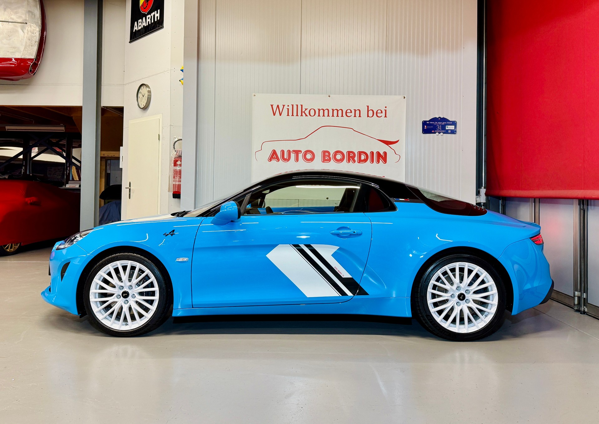 ALPINE A110 San Remo 73 Limited Edition Nr. 113 / 200 mit rotem Carbondach / Leasingaktion nur 0.9%-image-2