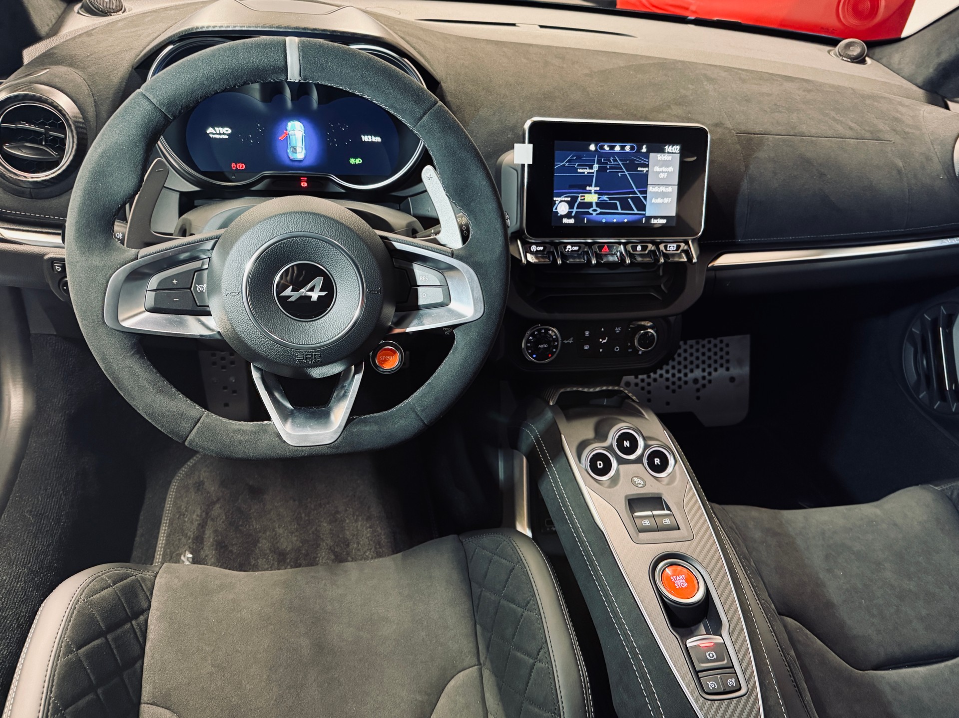 ALPINE A110 San Remo 73 Limited Edition Nr. 113 / 200 mit rotem Carbondach / Leasingaktion nur 0.9%-image-7