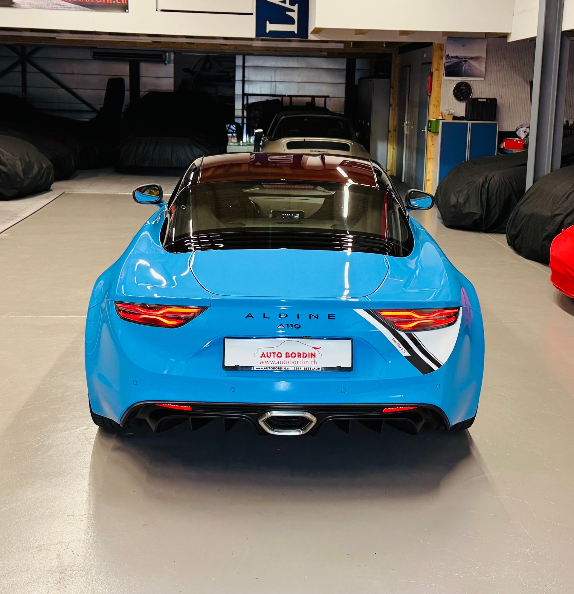 ALPINE A110 San Remo 73 Limited Edition Nr. 113 / 200 mit rotem Carbondach / Leasingaktion nur 0.9%-image-9
