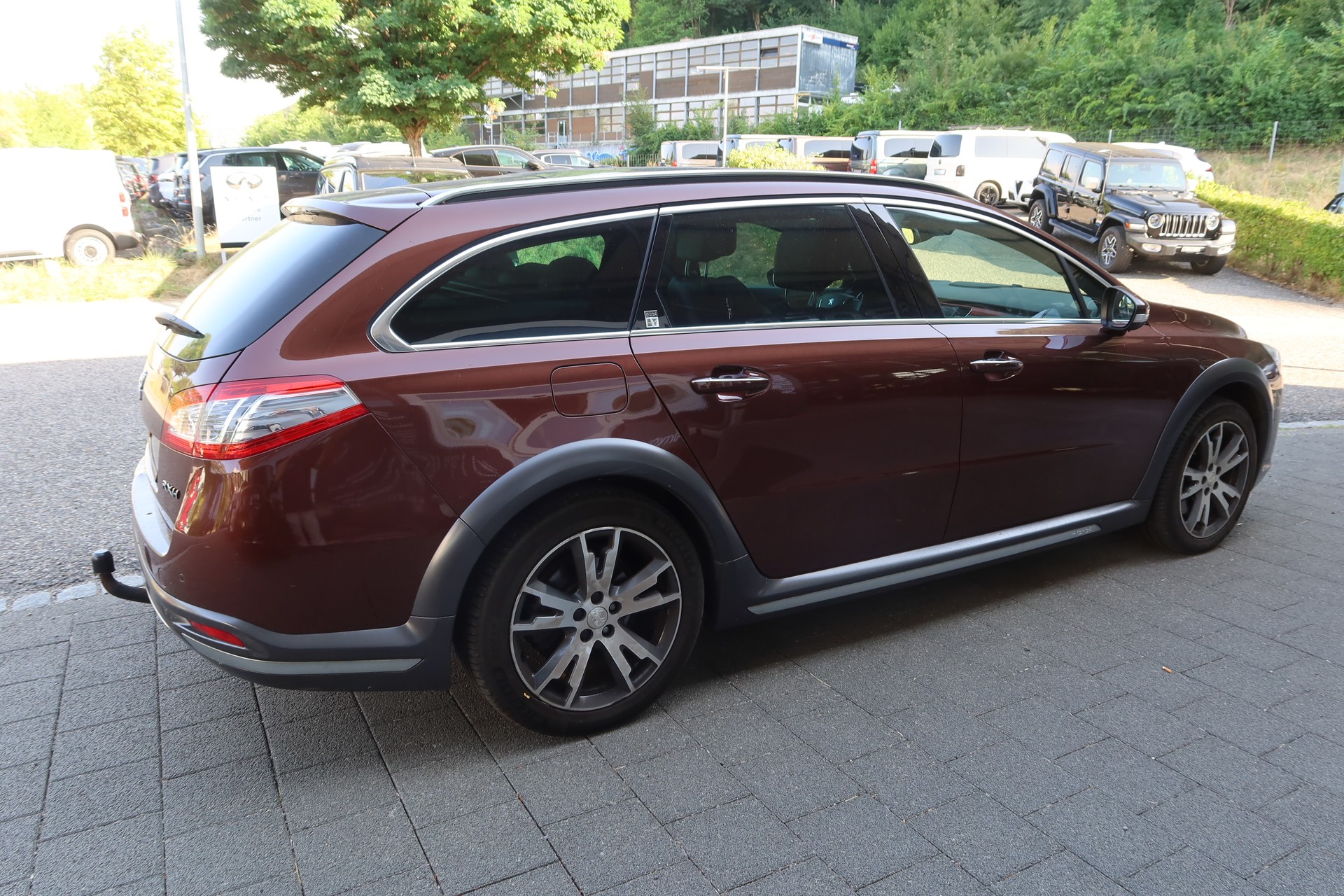 PEUGEOT 508 RXH 2.0 HDI Hybrid4-image-5