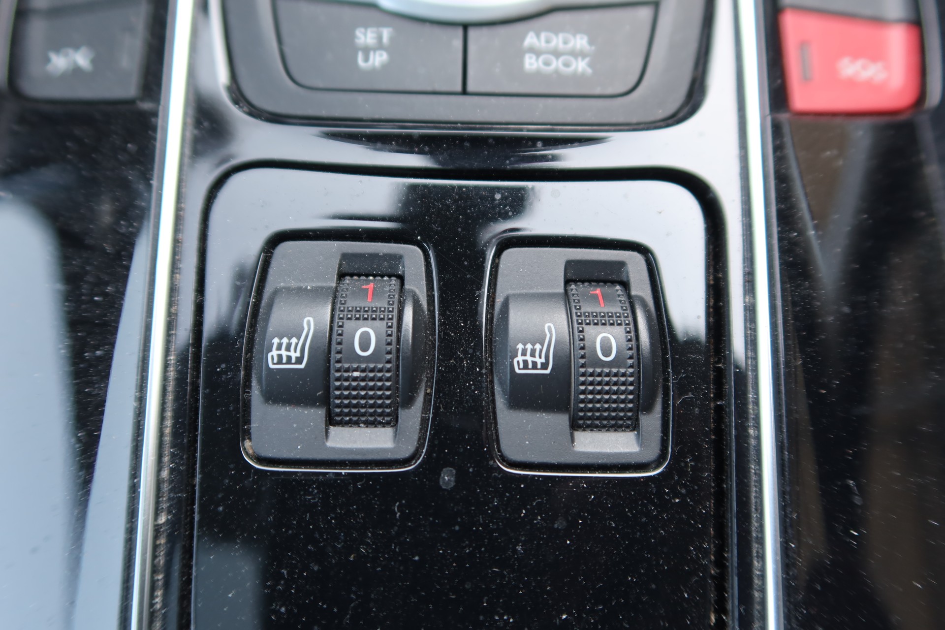 PEUGEOT 508 RXH 2.0 HDI Hybrid4-image-13