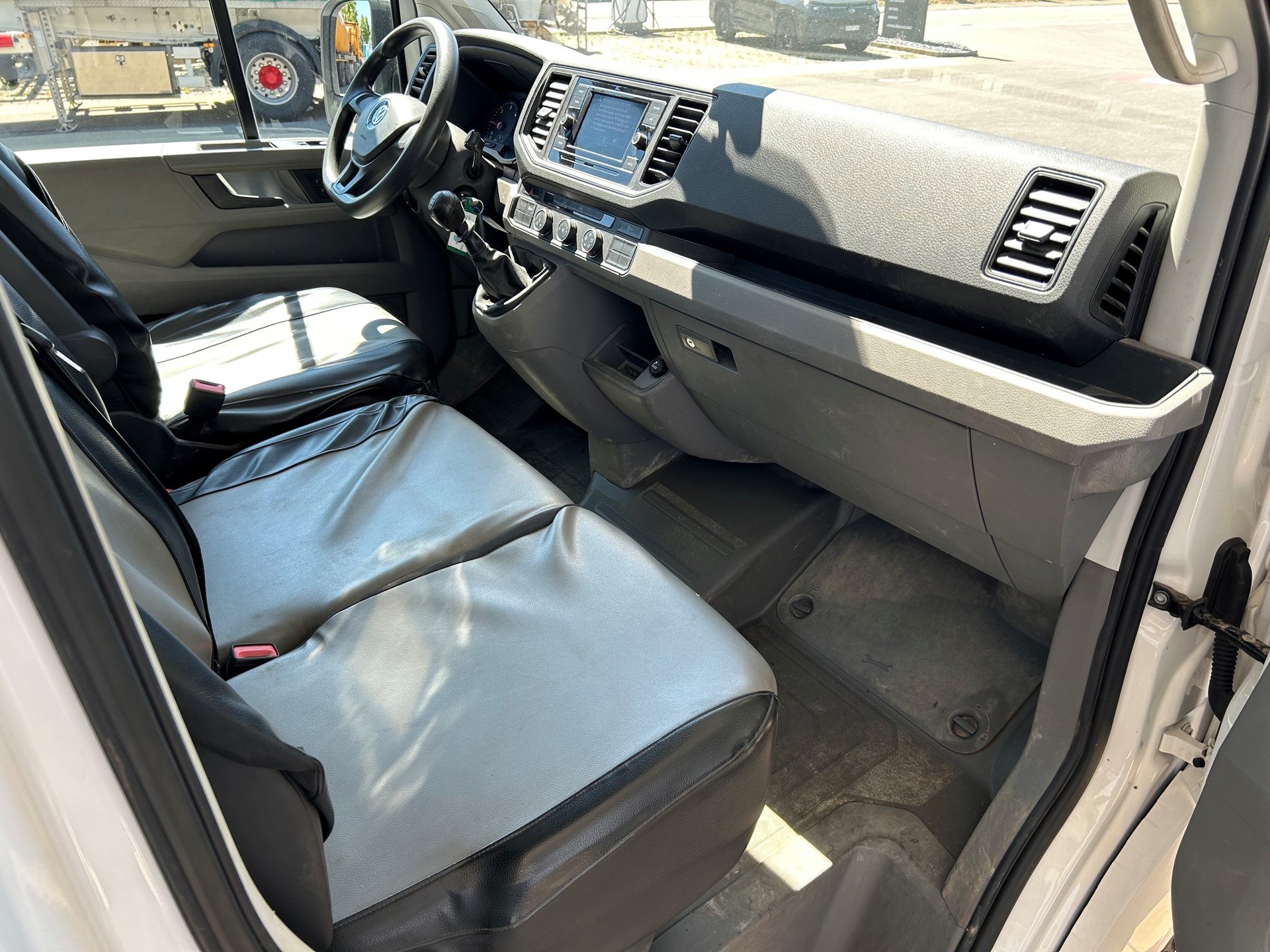 VW Crafter 35 EK 177PS TDI FWD mit Ladebrücke-image-6