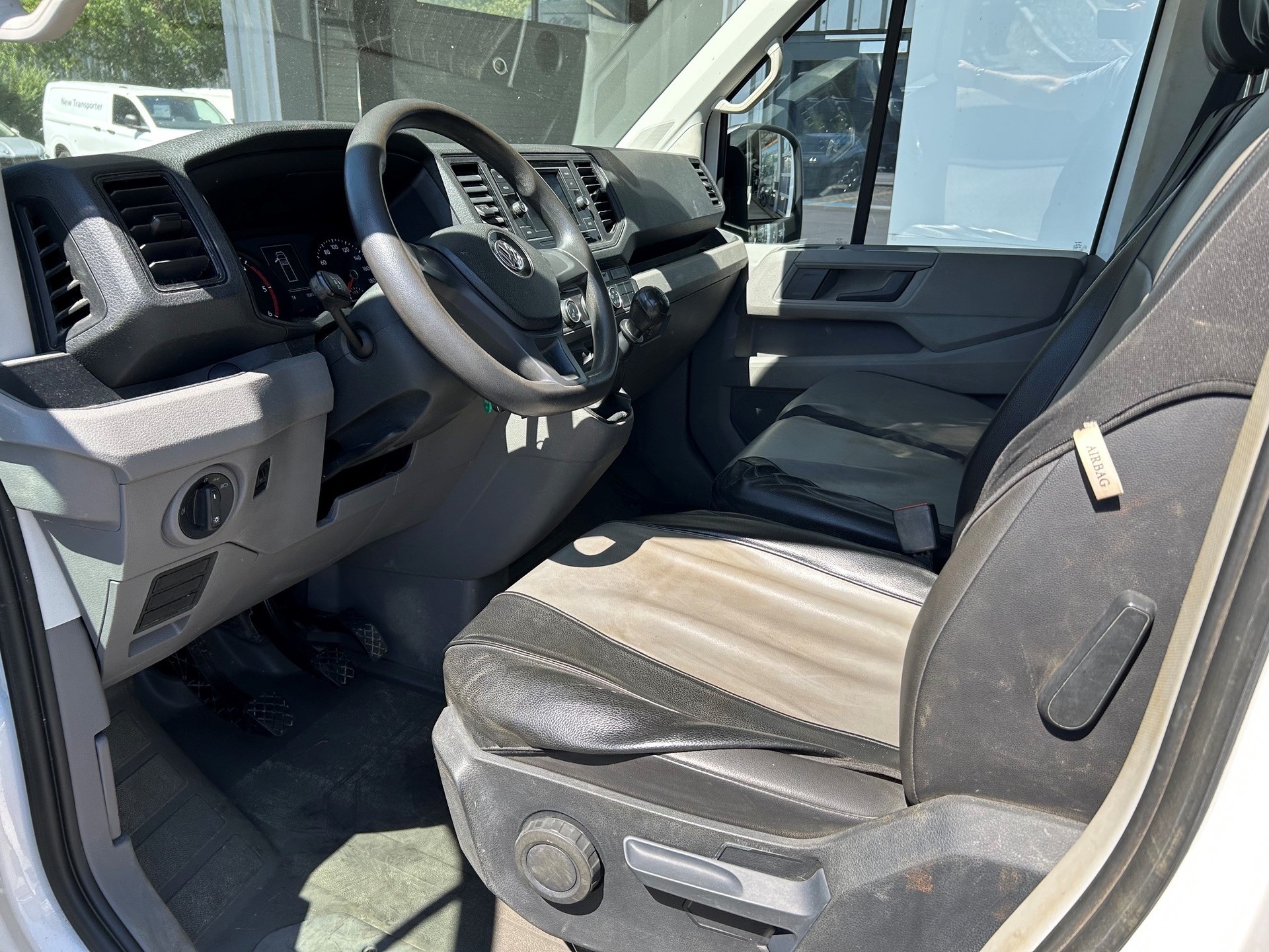 VW Crafter 35 EK 177PS TDI FWD mit Ladebrücke-image-5