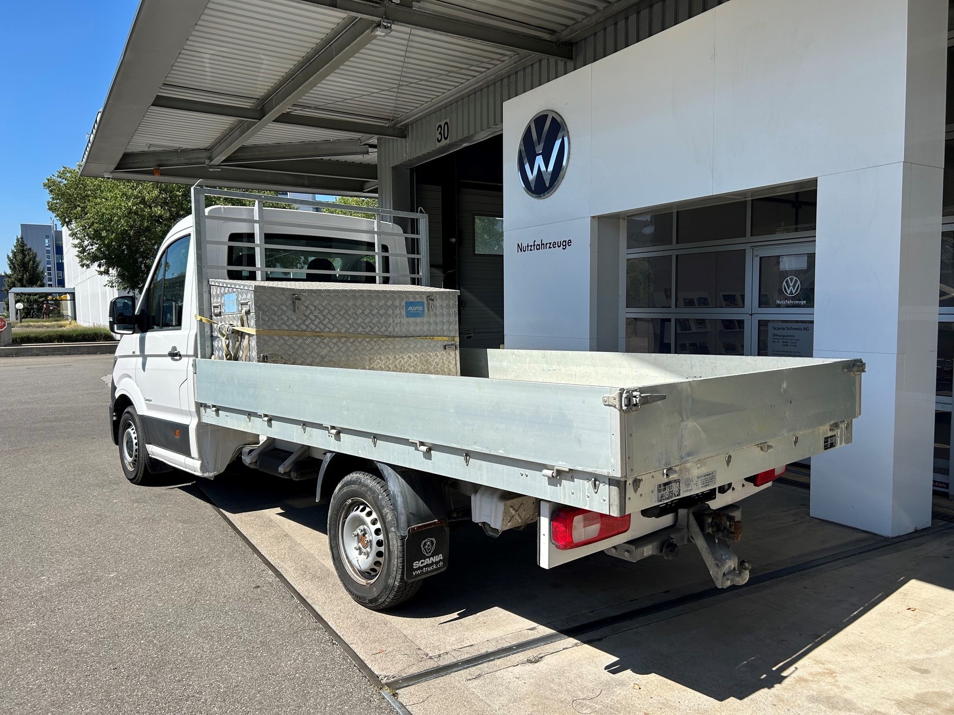 VW Crafter 35 EK 177PS TDI FWD mit Ladebrücke-showroom-element-2