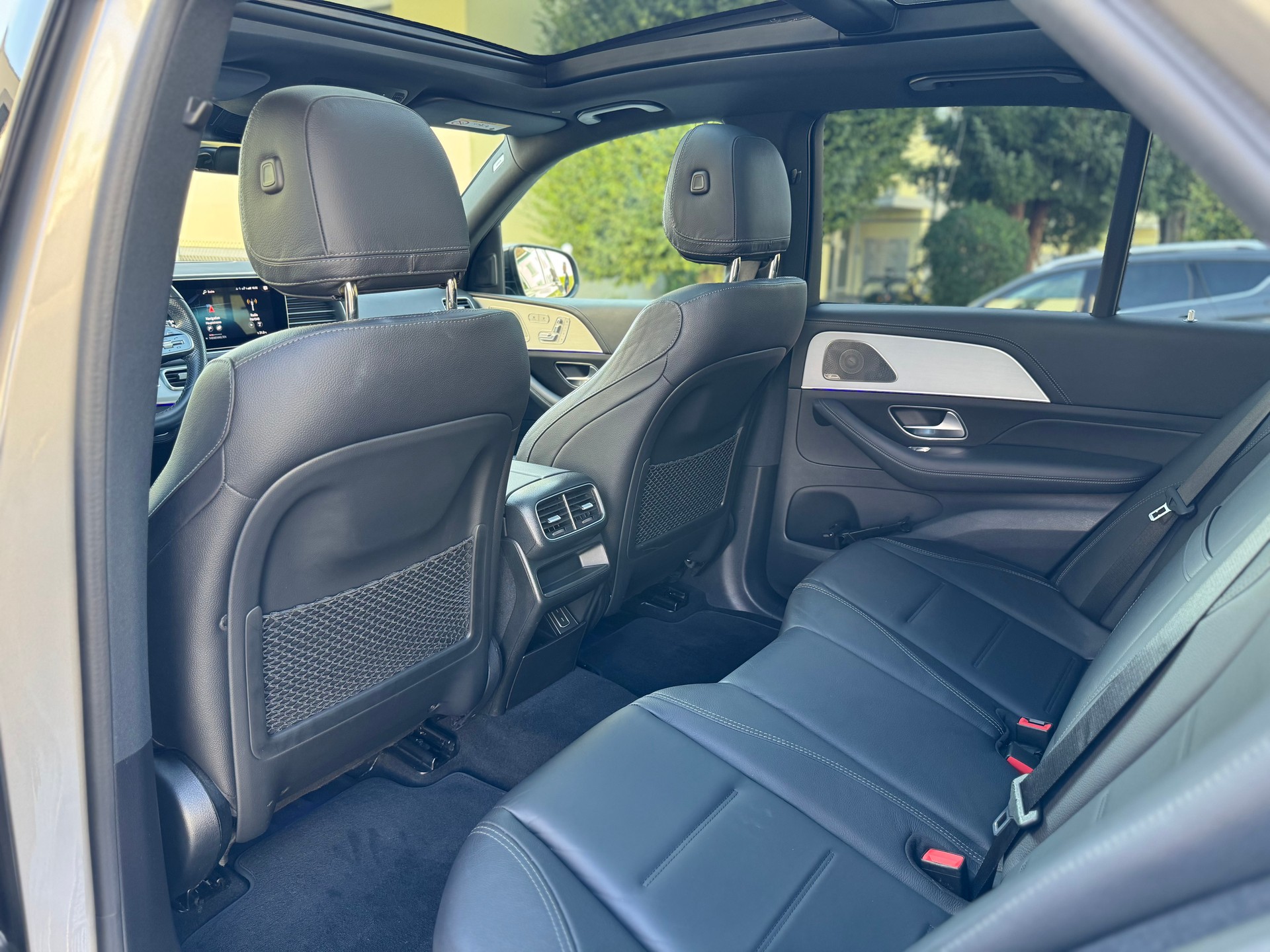 MERCEDES-BENZ GLE 450 4Matic AMG Line 9G-Tronic-image-22