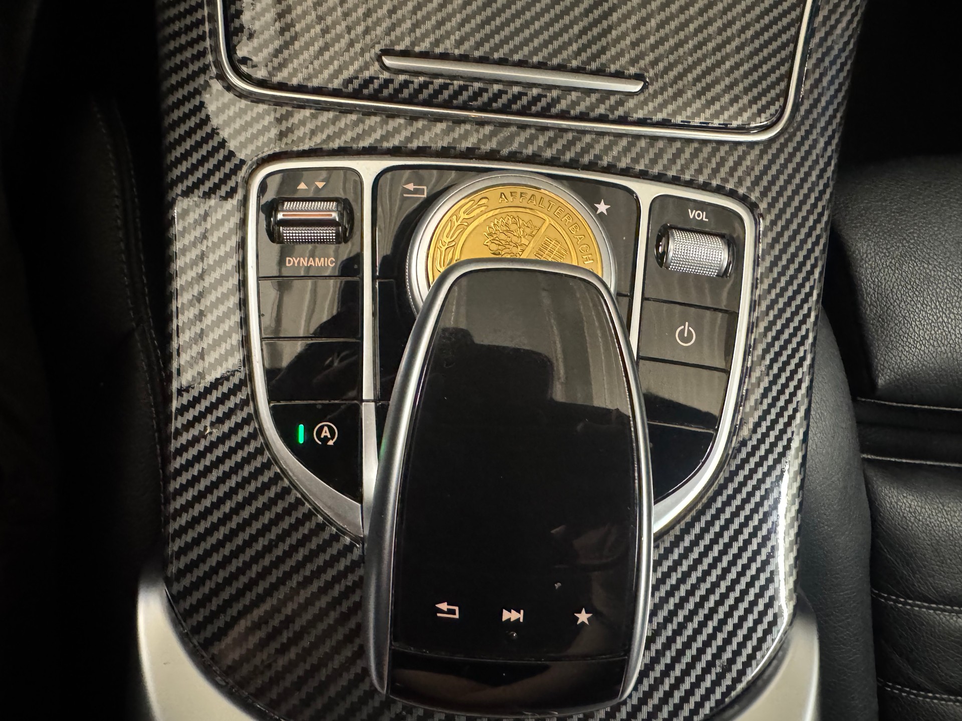 MERCEDES-BENZ C 250 d AMG Line 4Matic 9G-Tronic-image-19