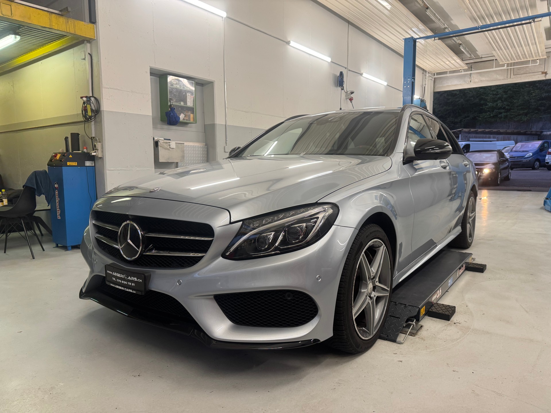 MERCEDES-BENZ C 250 d AMG Line 4Matic 9G-Tronic-image-0