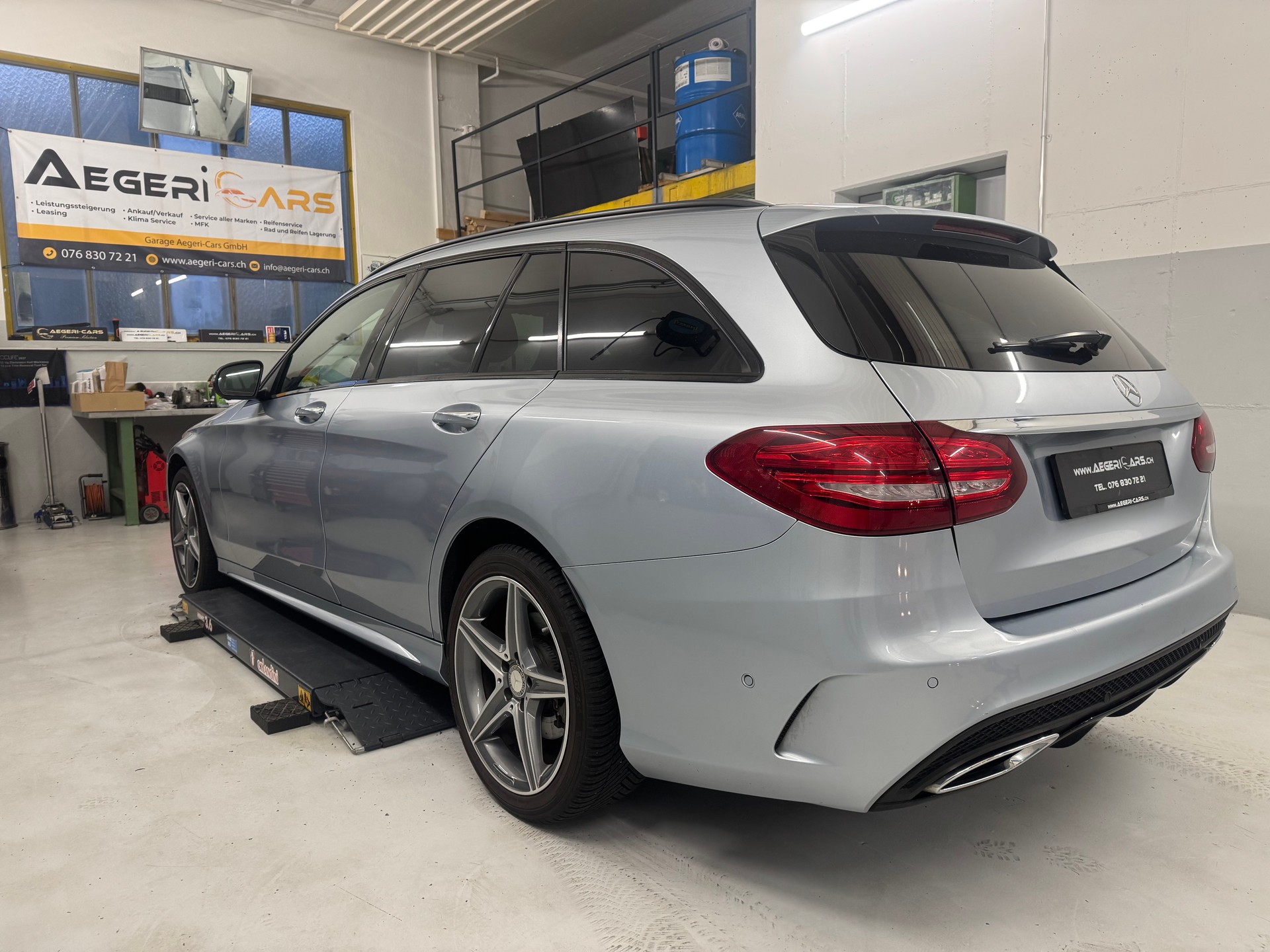 MERCEDES-BENZ C 250 d AMG Line 4Matic 9G-Tronic-image-5