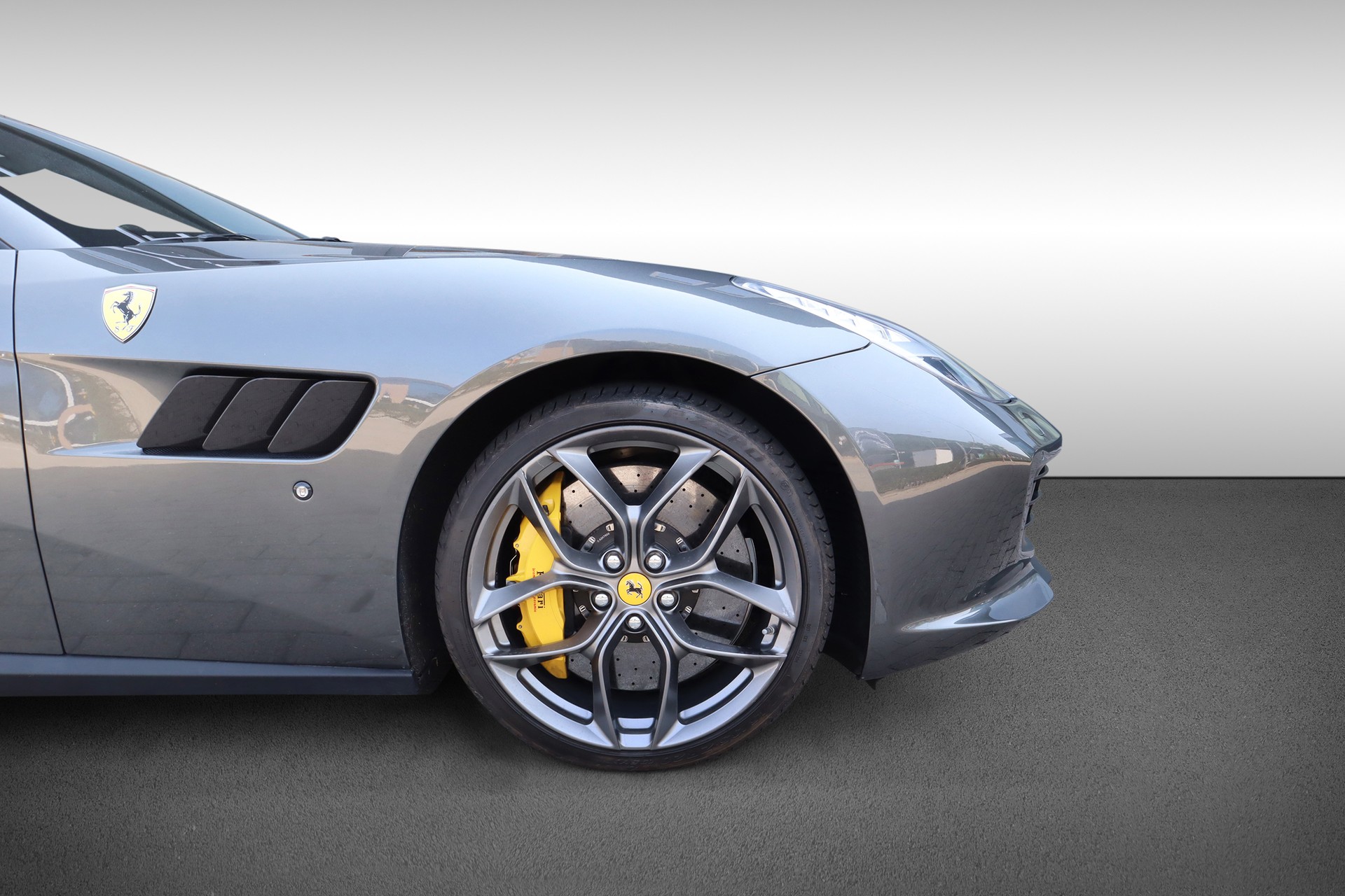 FERRARI GTC 4 Lusso T-image-9