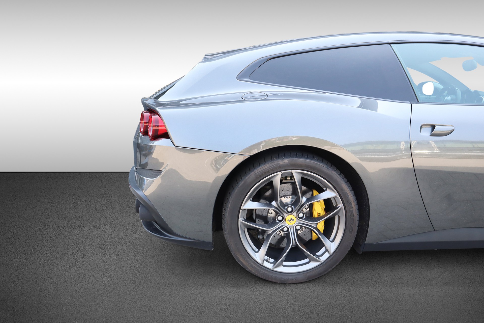FERRARI GTC 4 Lusso T-image-8