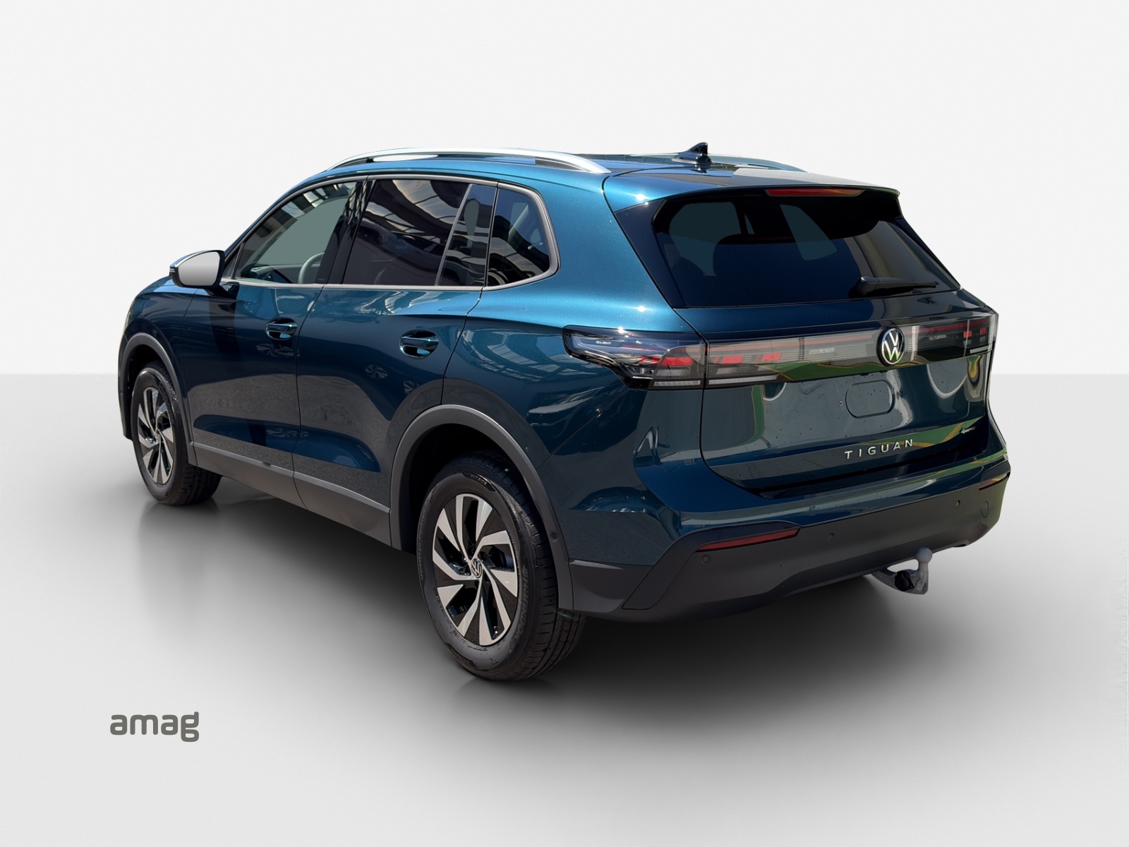 VW Tiguan 2.0 TSI DSG United 4Motion-image-2