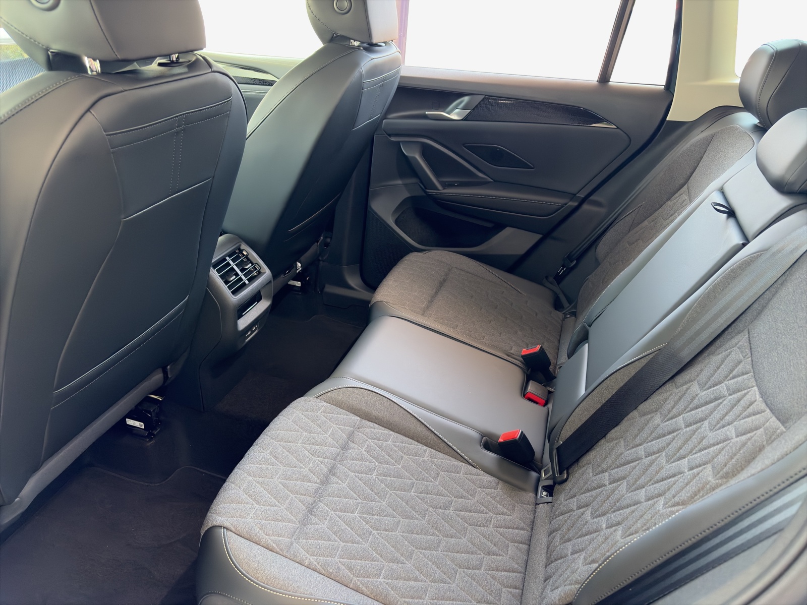 VW Tiguan 2.0 TSI DSG United 4Motion-image-11