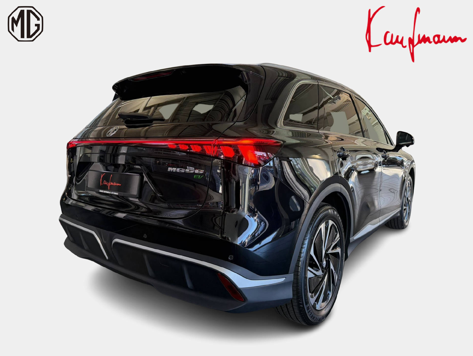 MG S6 EV 77 kWh Luxury 4WD-image-3