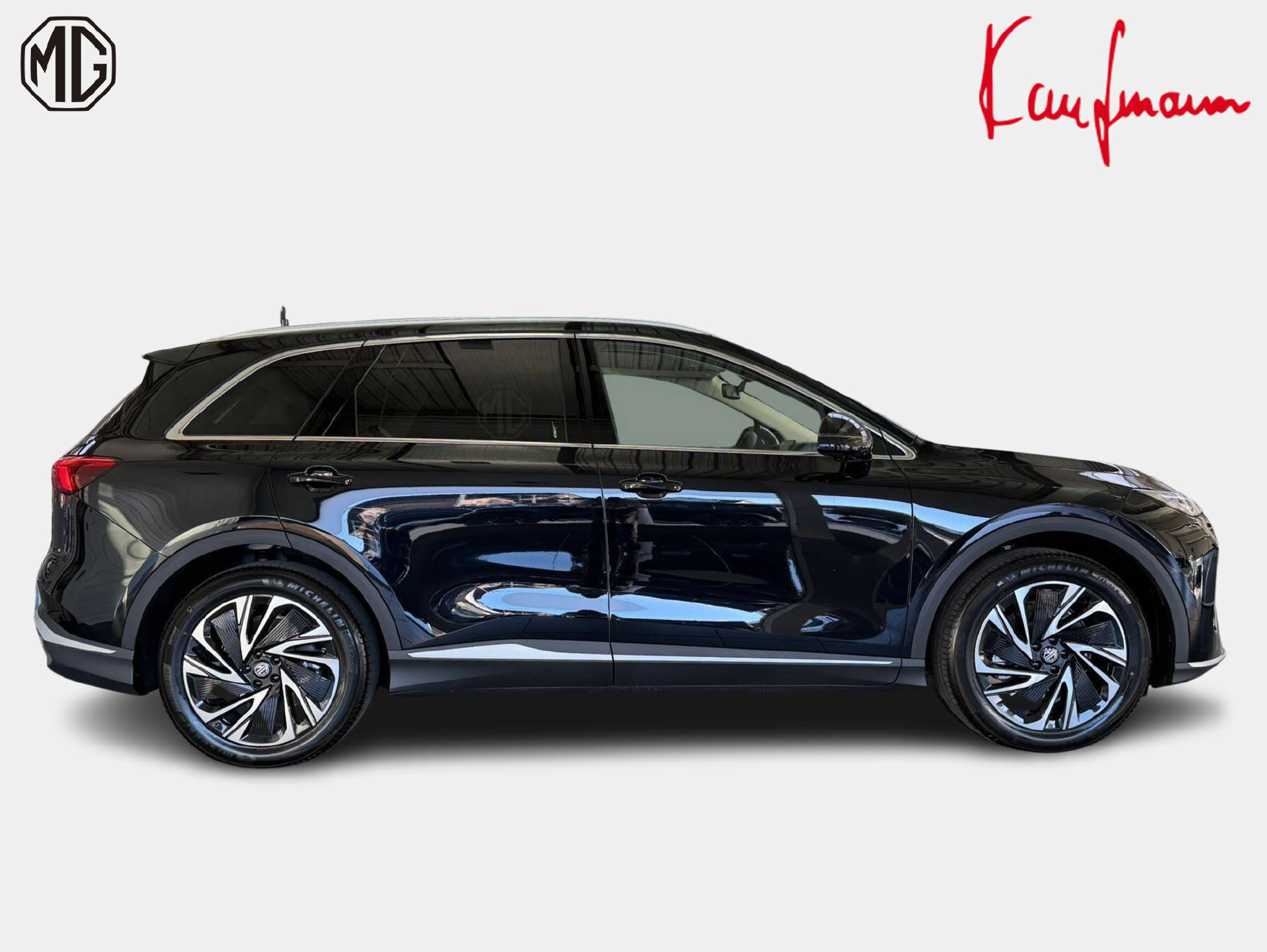 MG S6 EV 77 kWh Luxury 4WD-image-2