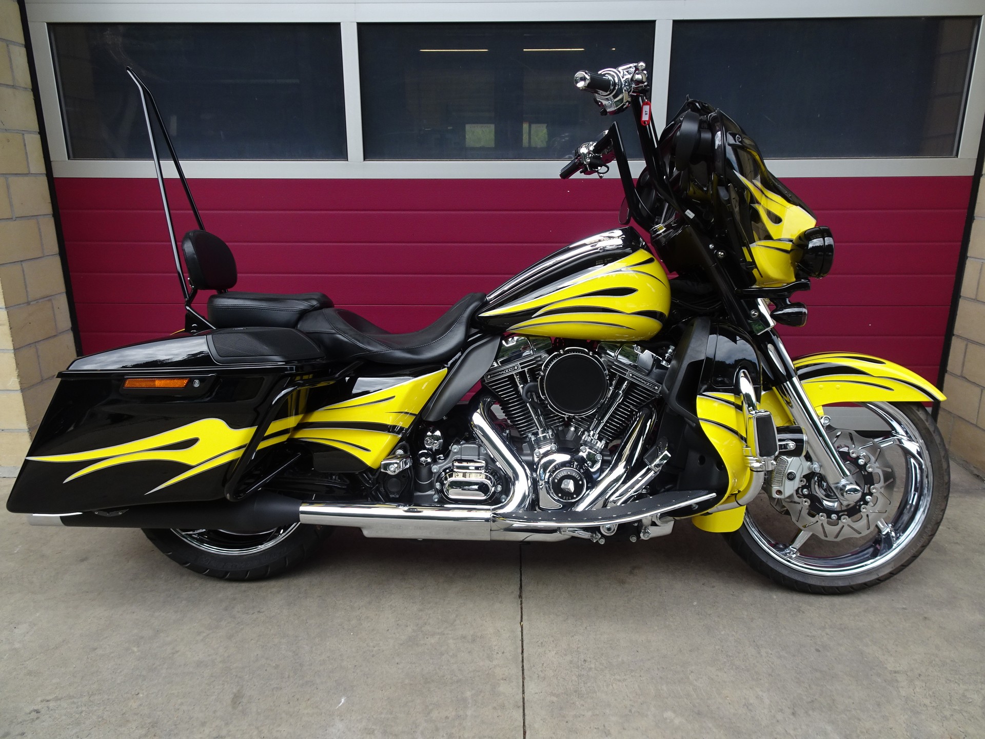 HARLEY-DAVIDSON FLHXSE Street Glide ABS CVO