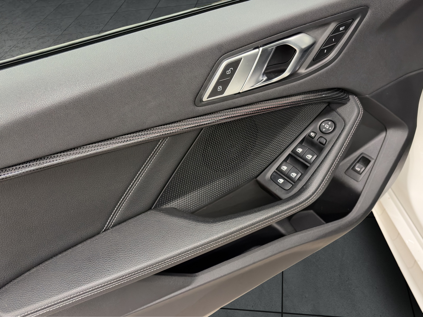 BMW 120d xDrive M AERODYNAMIKPAKET-image-14