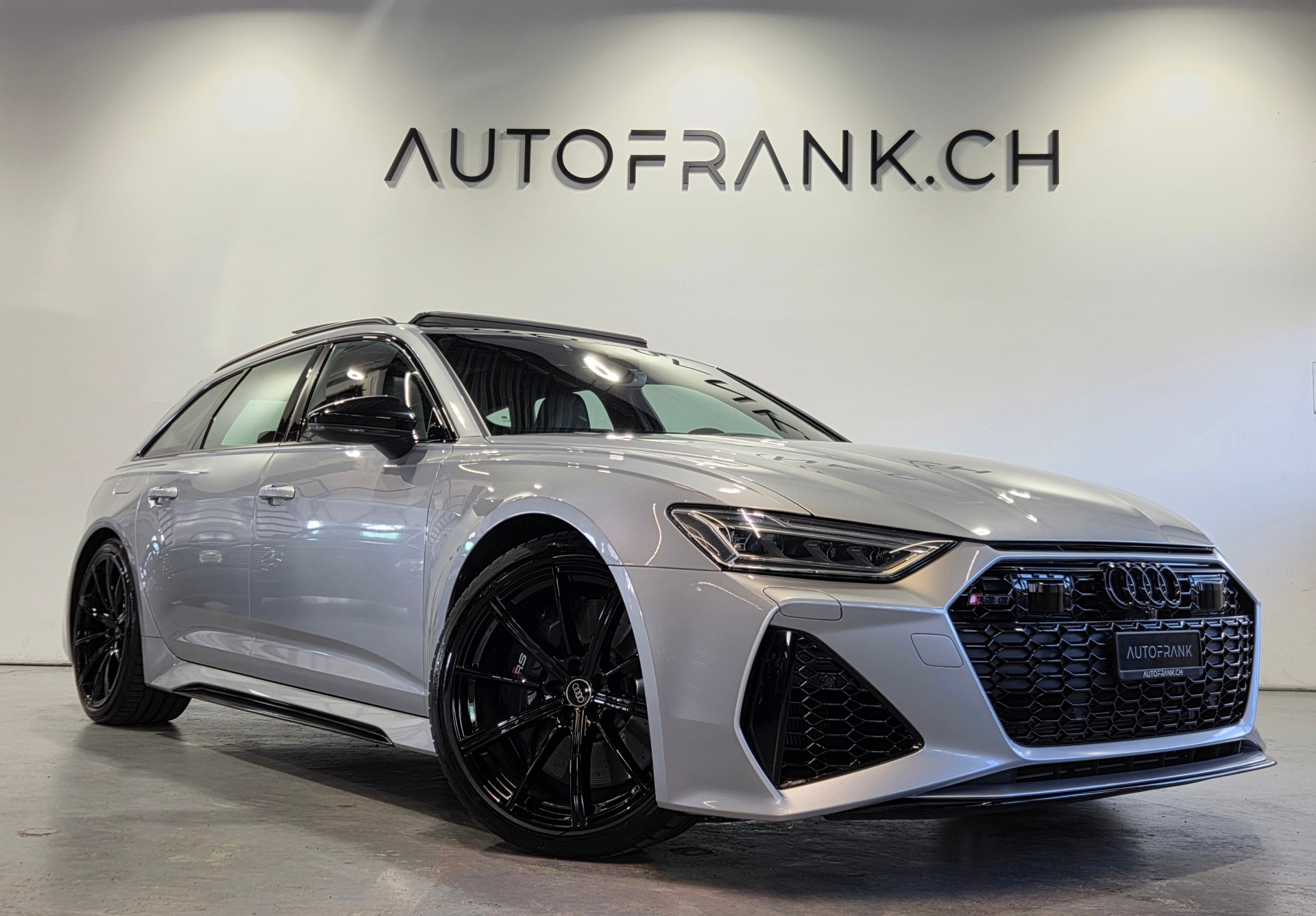 AUDI RS6 Avant 4.0 V8 TFSI quattro T-Tronic-image-20