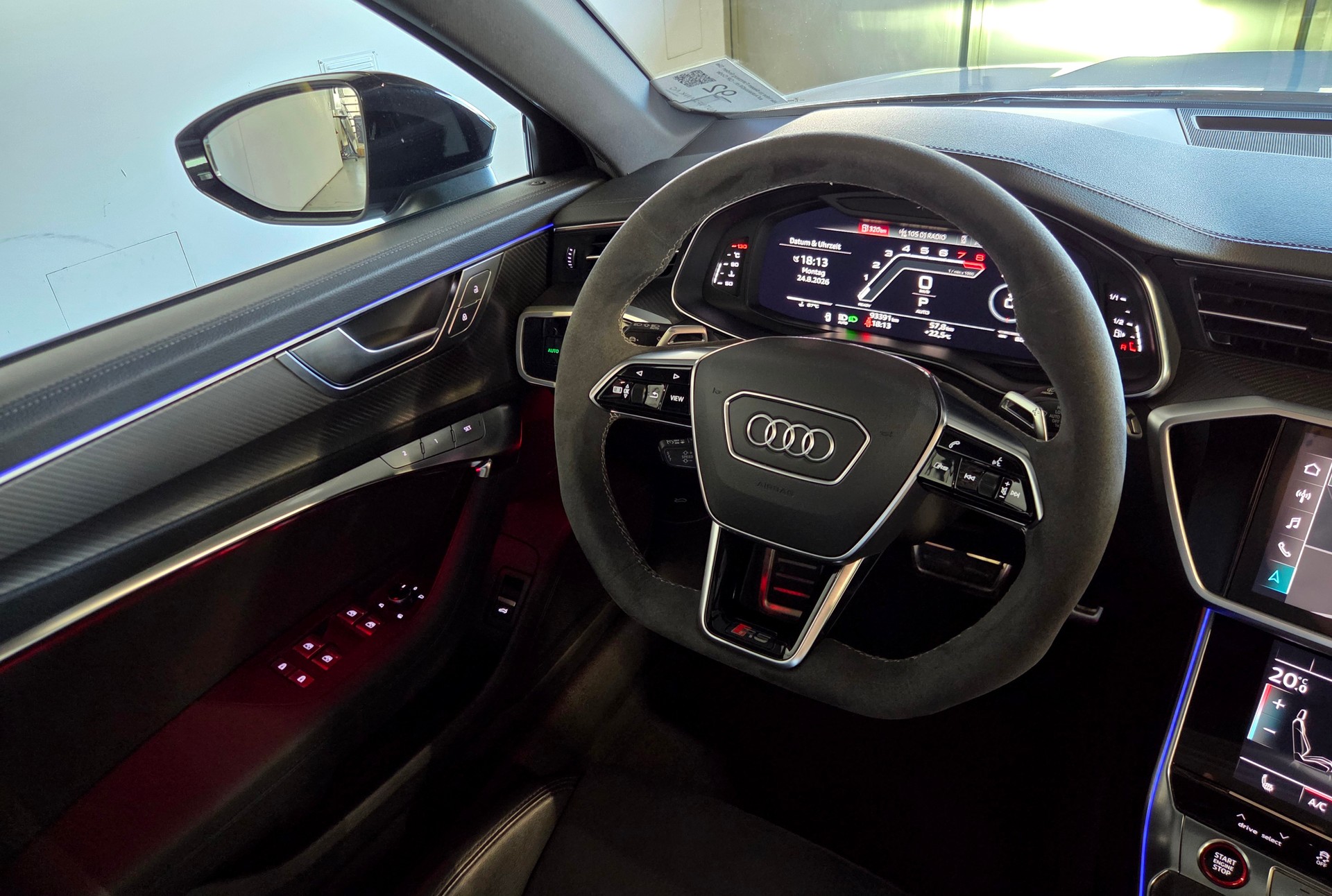 AUDI RS6 Avant 4.0 V8 TFSI quattro T-Tronic-image-17